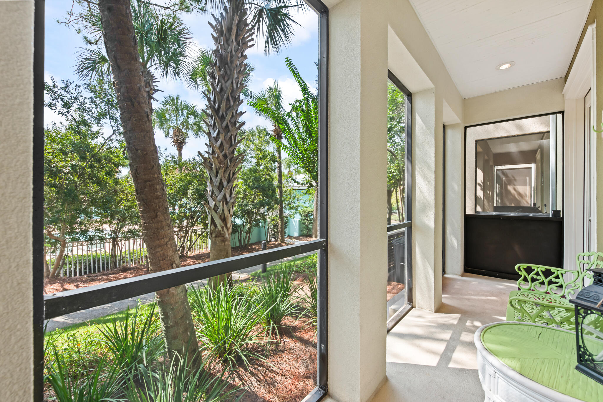 Gulf Place Courtyard - Residential