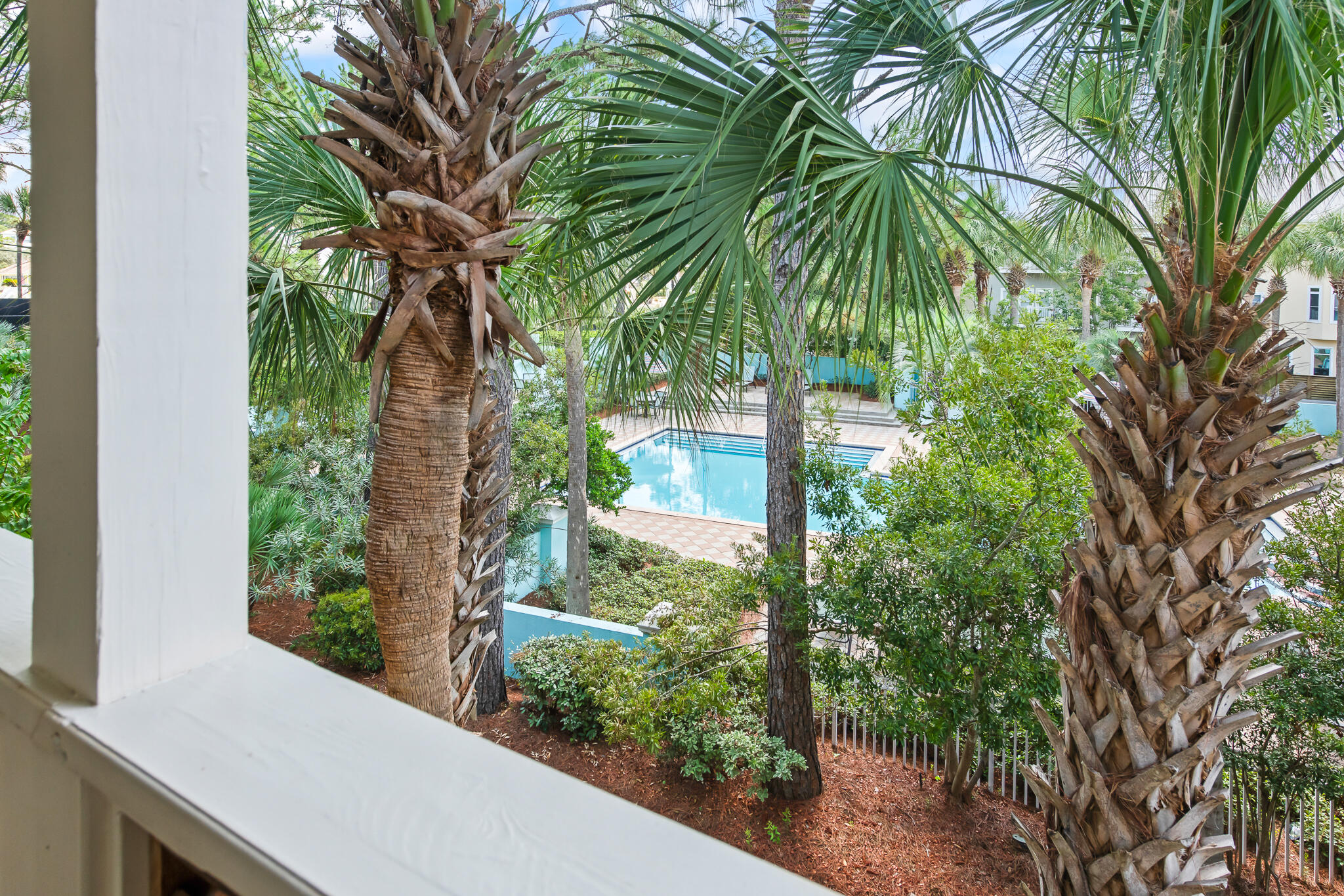 Gulf Place Courtyard - Residential