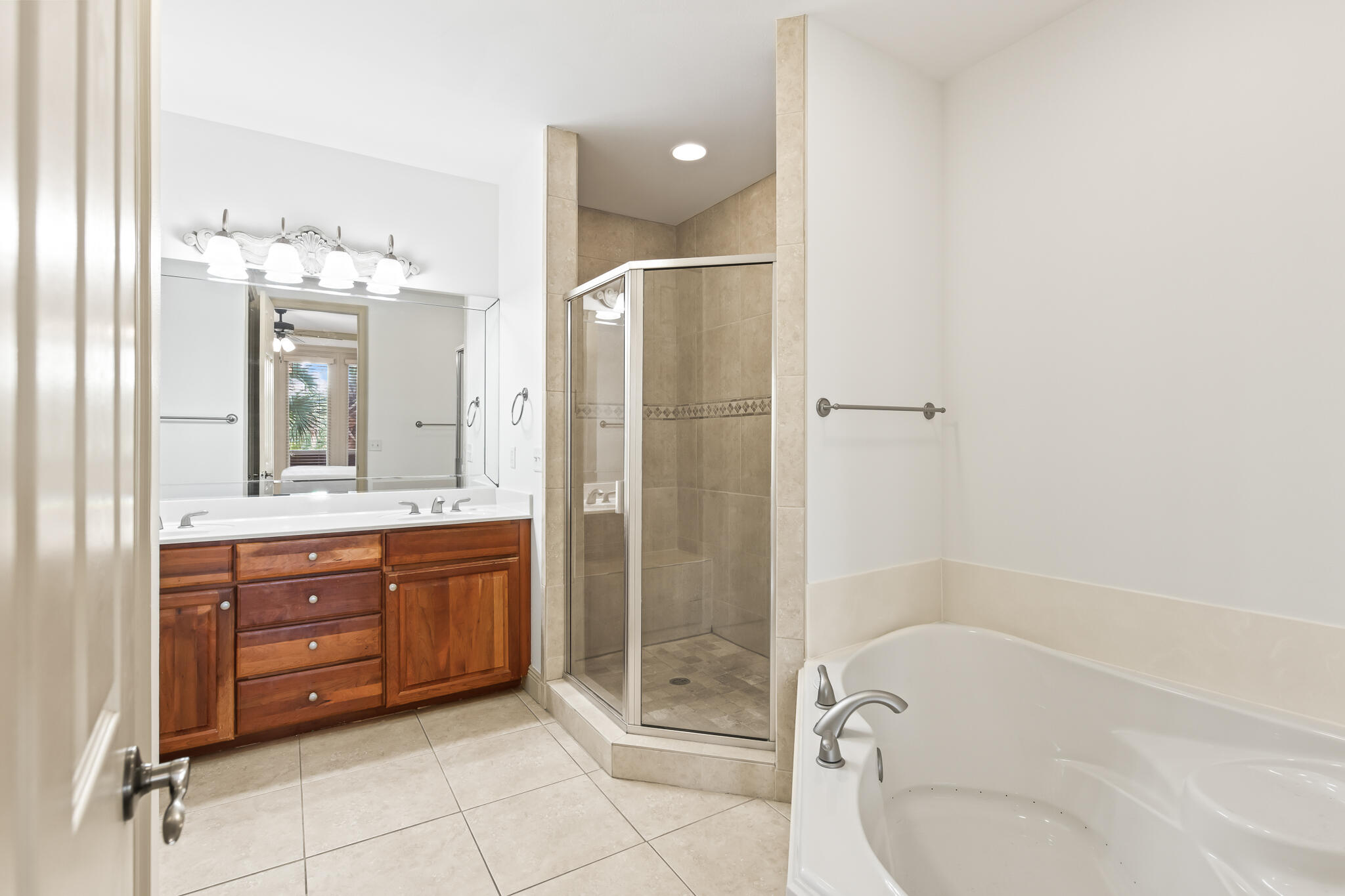 Gulf Place Courtyard - Residential