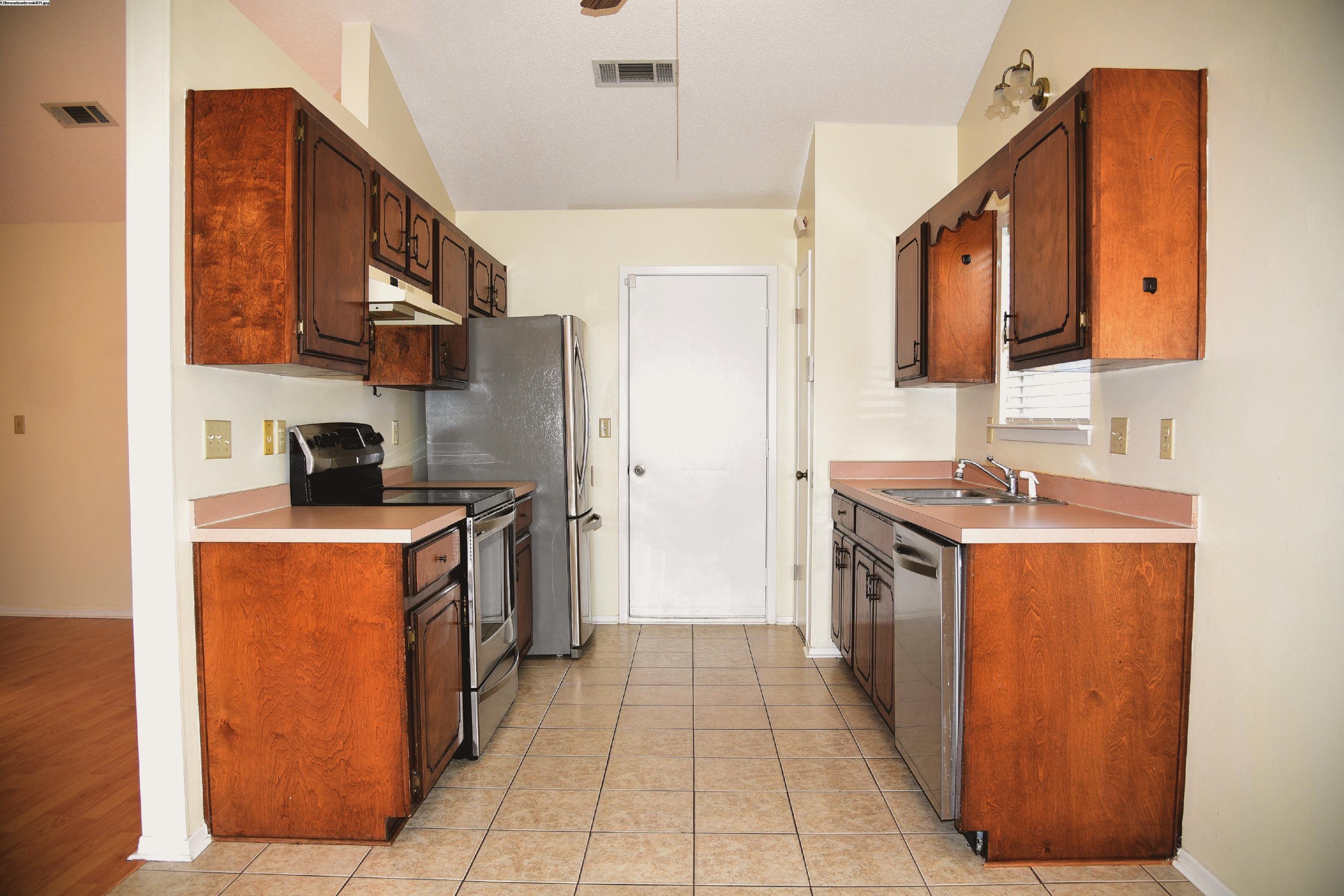 BLUE PINE VILLAGE PH 2 - Residential Lease