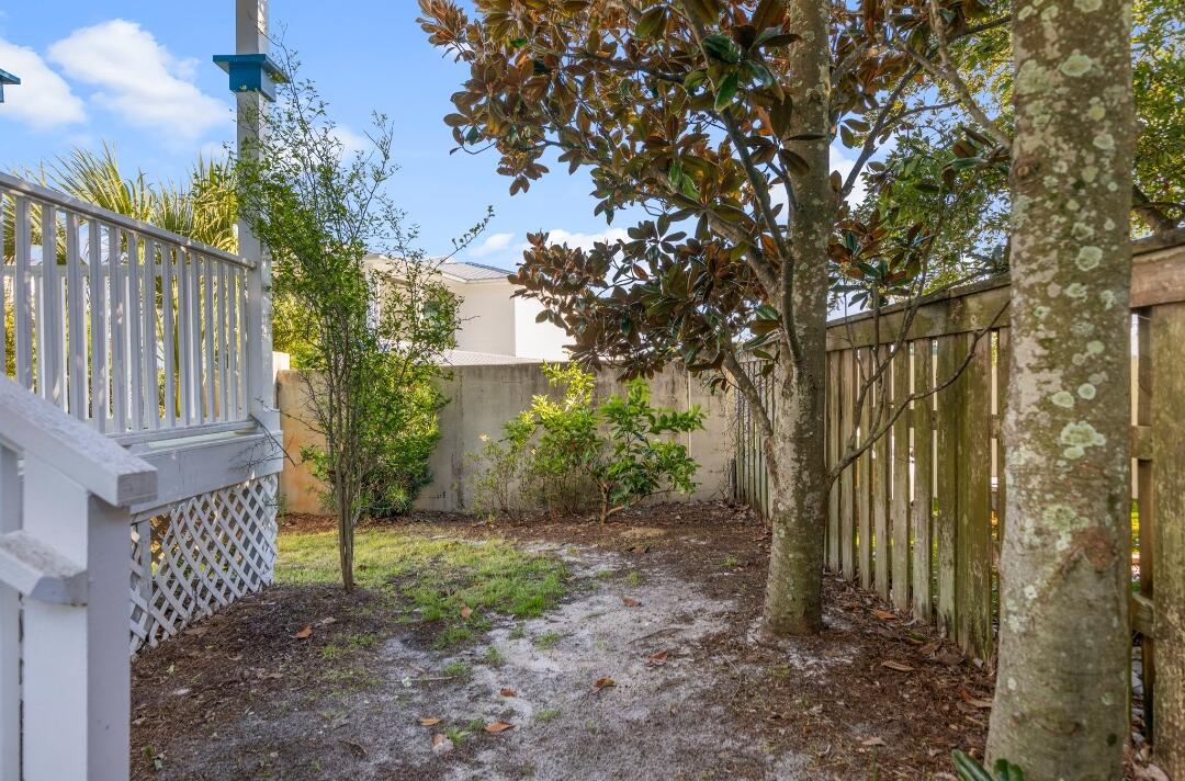 OLD FLORIDA COTTAGES - Residential