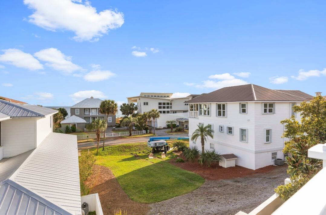 OLD FLORIDA COTTAGES - Residential