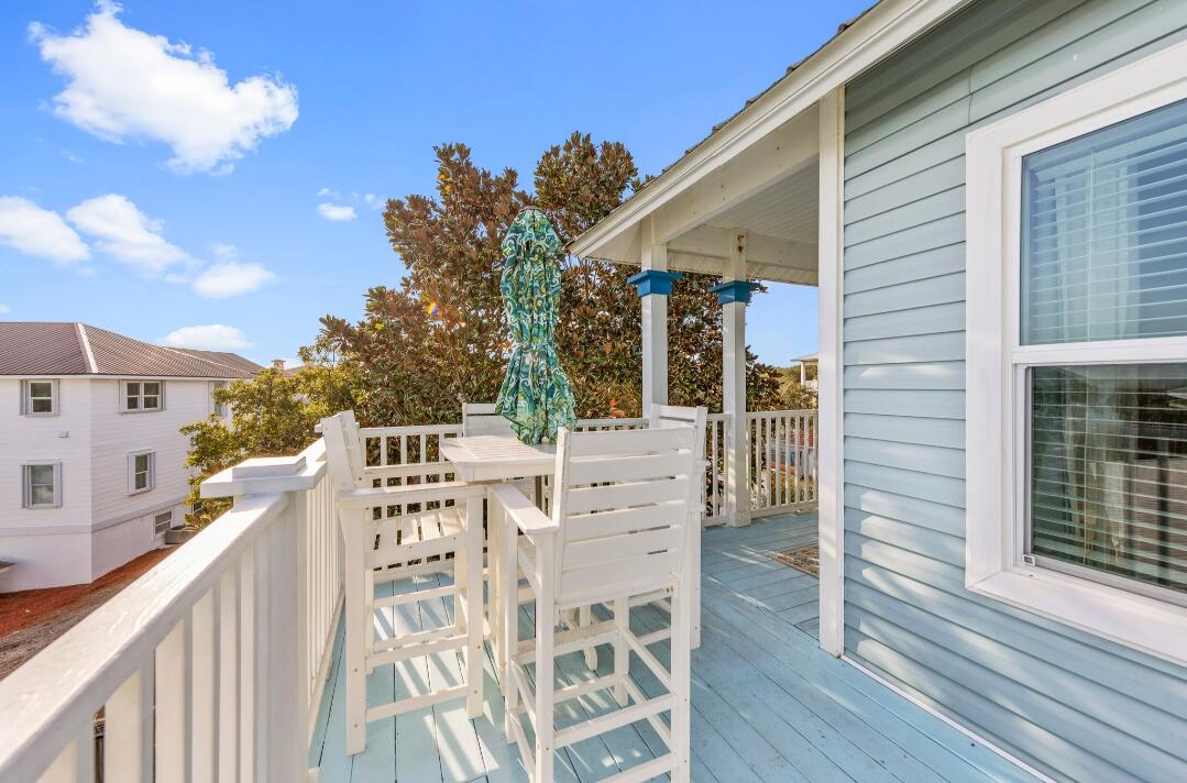 OLD FLORIDA COTTAGES - Residential