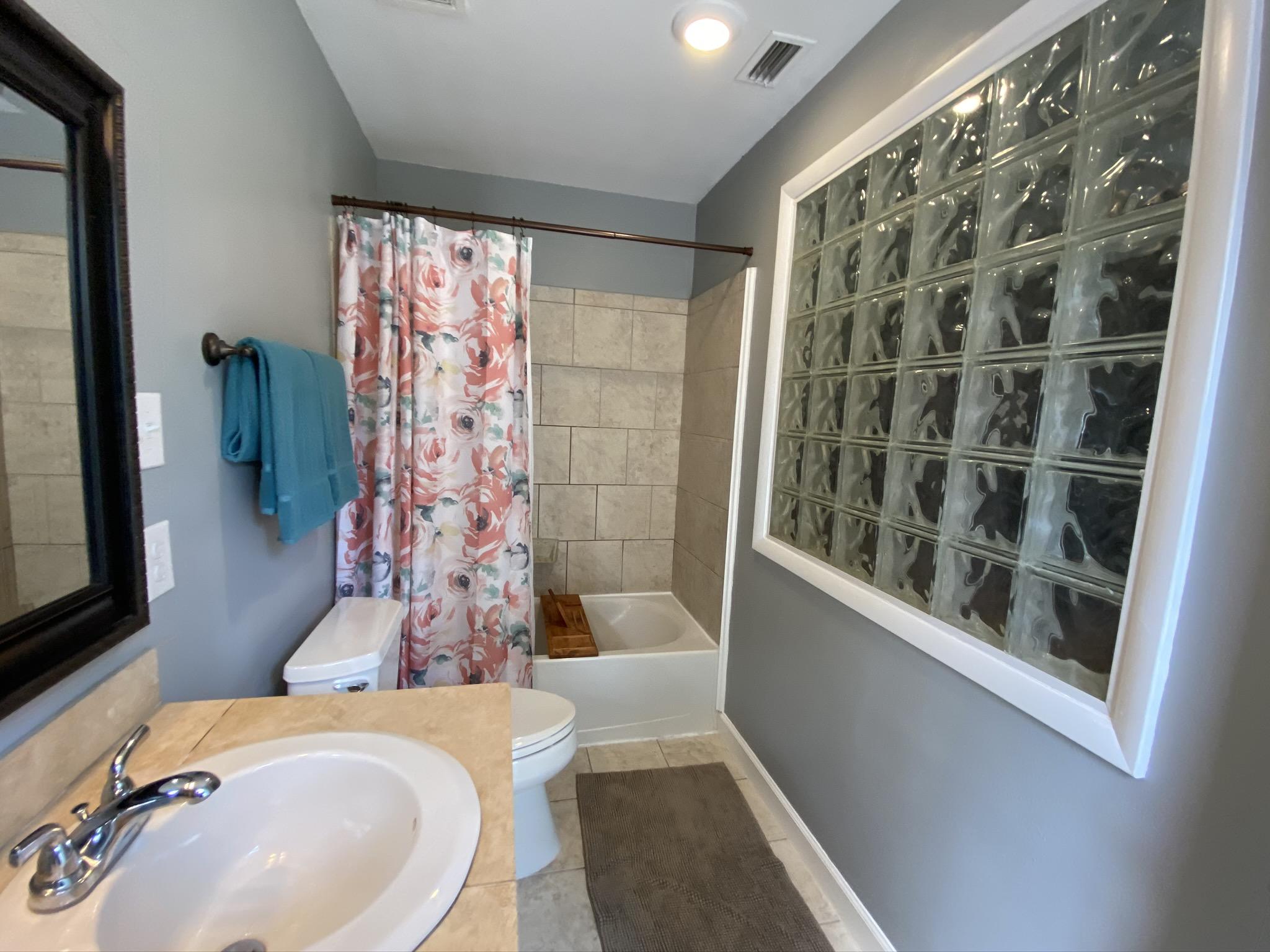 VILLA VENYCE 1ST ADDN - Residential