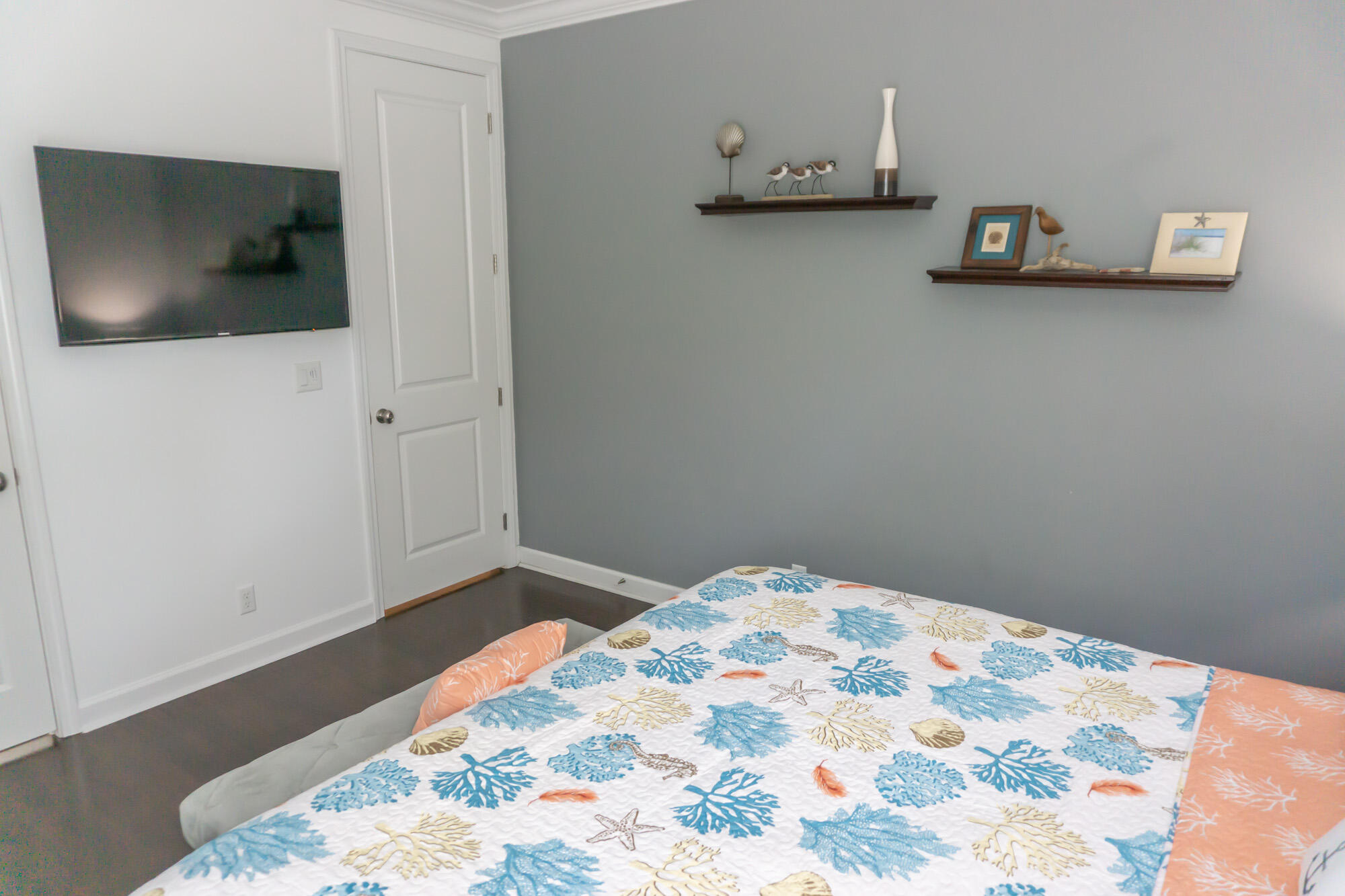 VILLAGES OF CRYSTAL BEACH - Residential