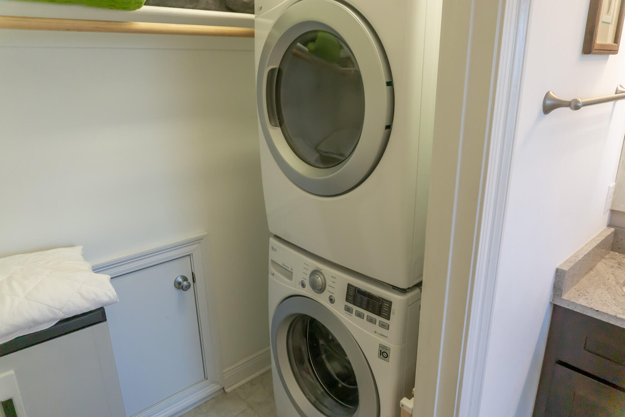 VILLAGES OF CRYSTAL BEACH - Residential