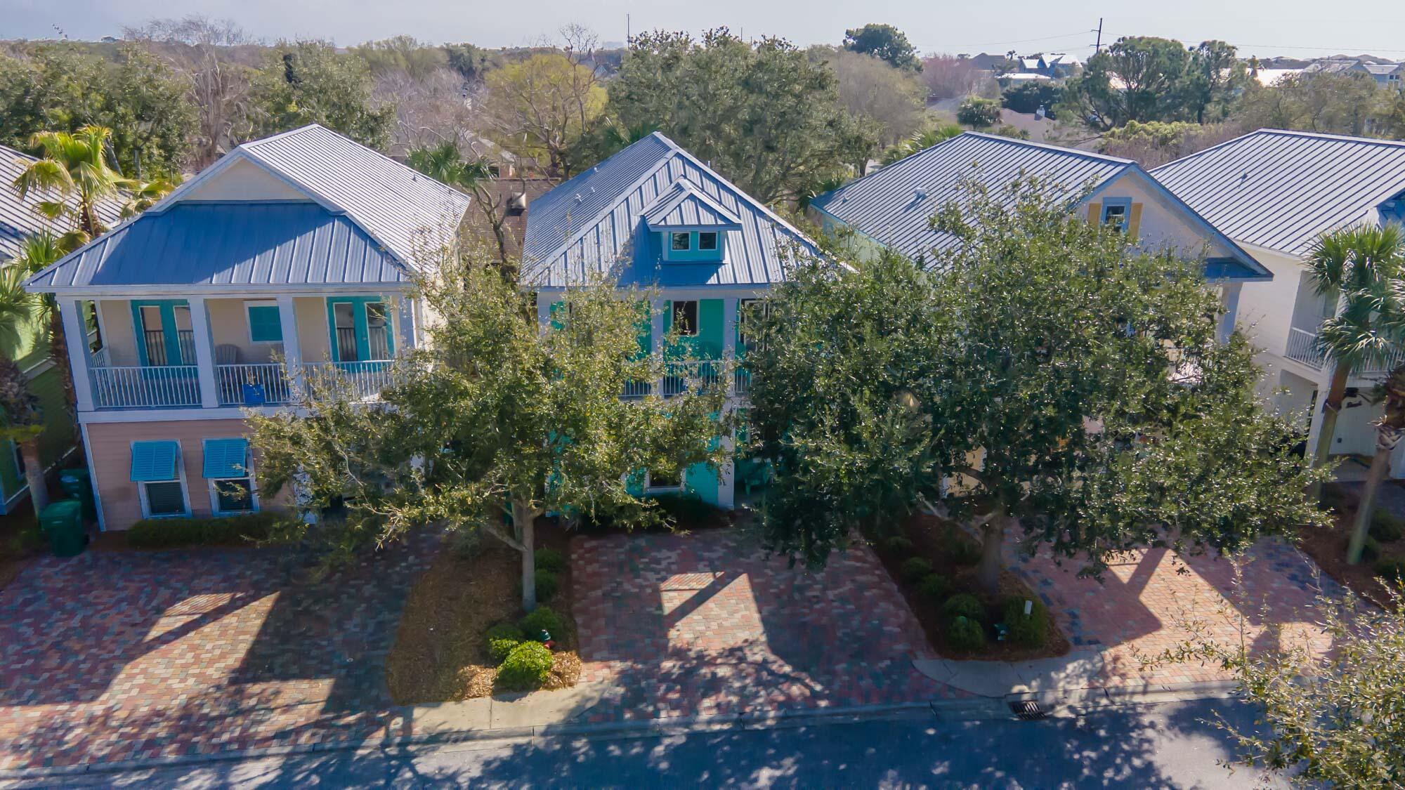 VILLAGES OF CRYSTAL BEACH - Residential