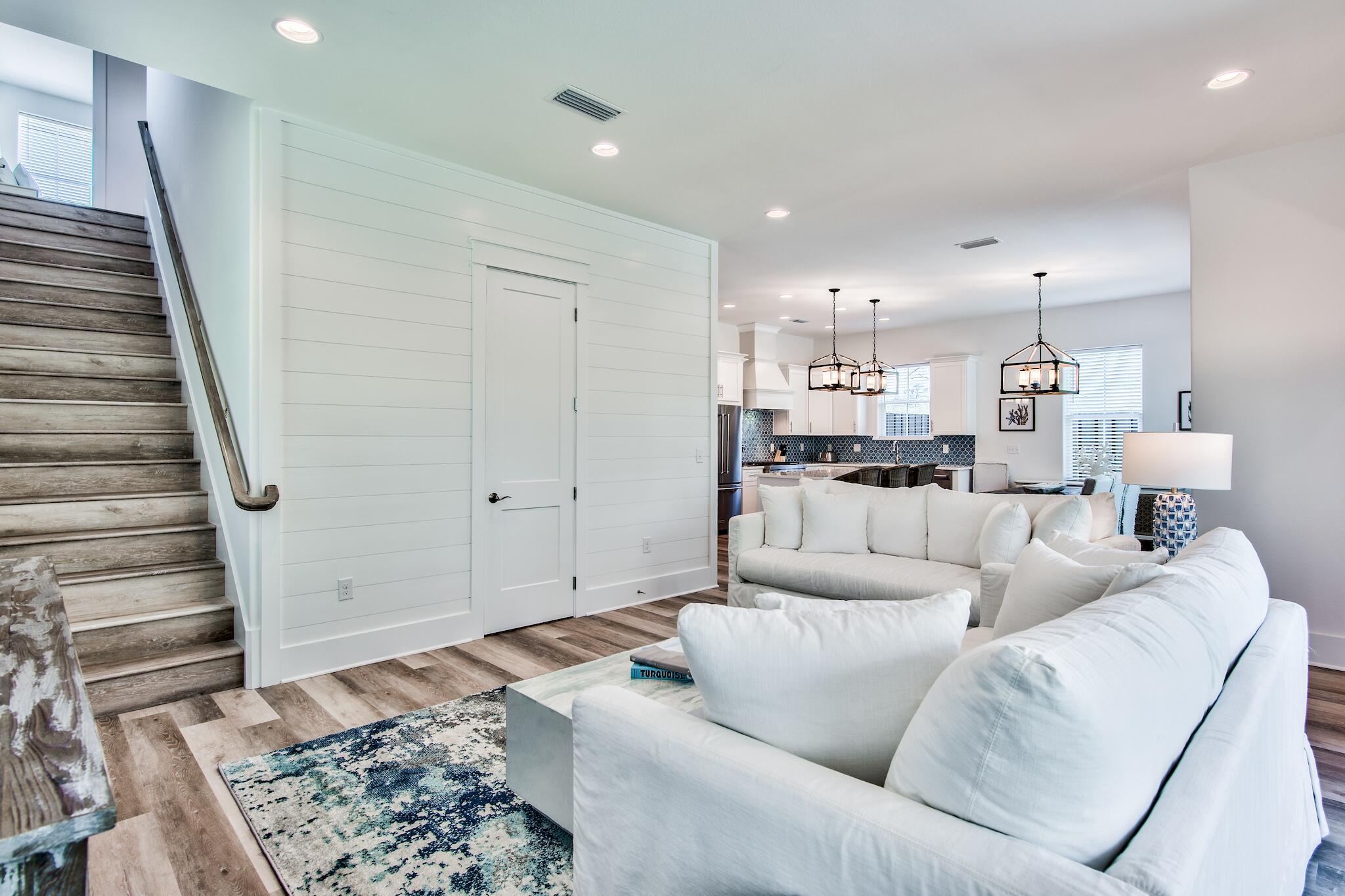 Santa Rosa Retreat - Residential