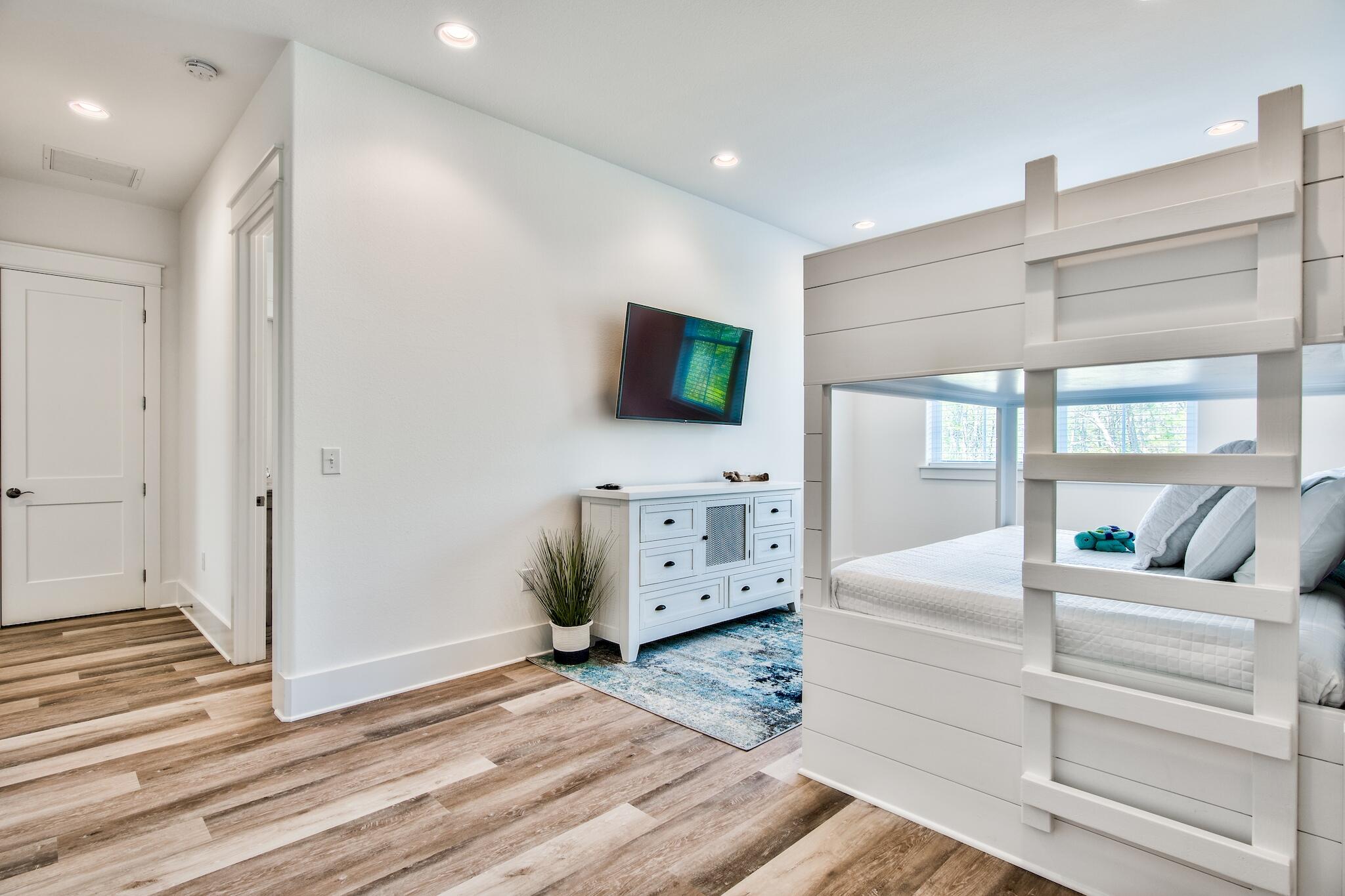 Santa Rosa Retreat - Residential