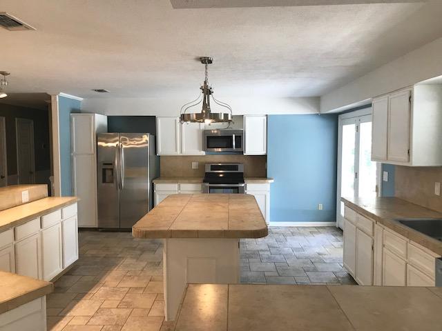 INDIAN BAYOU - Residential Lease