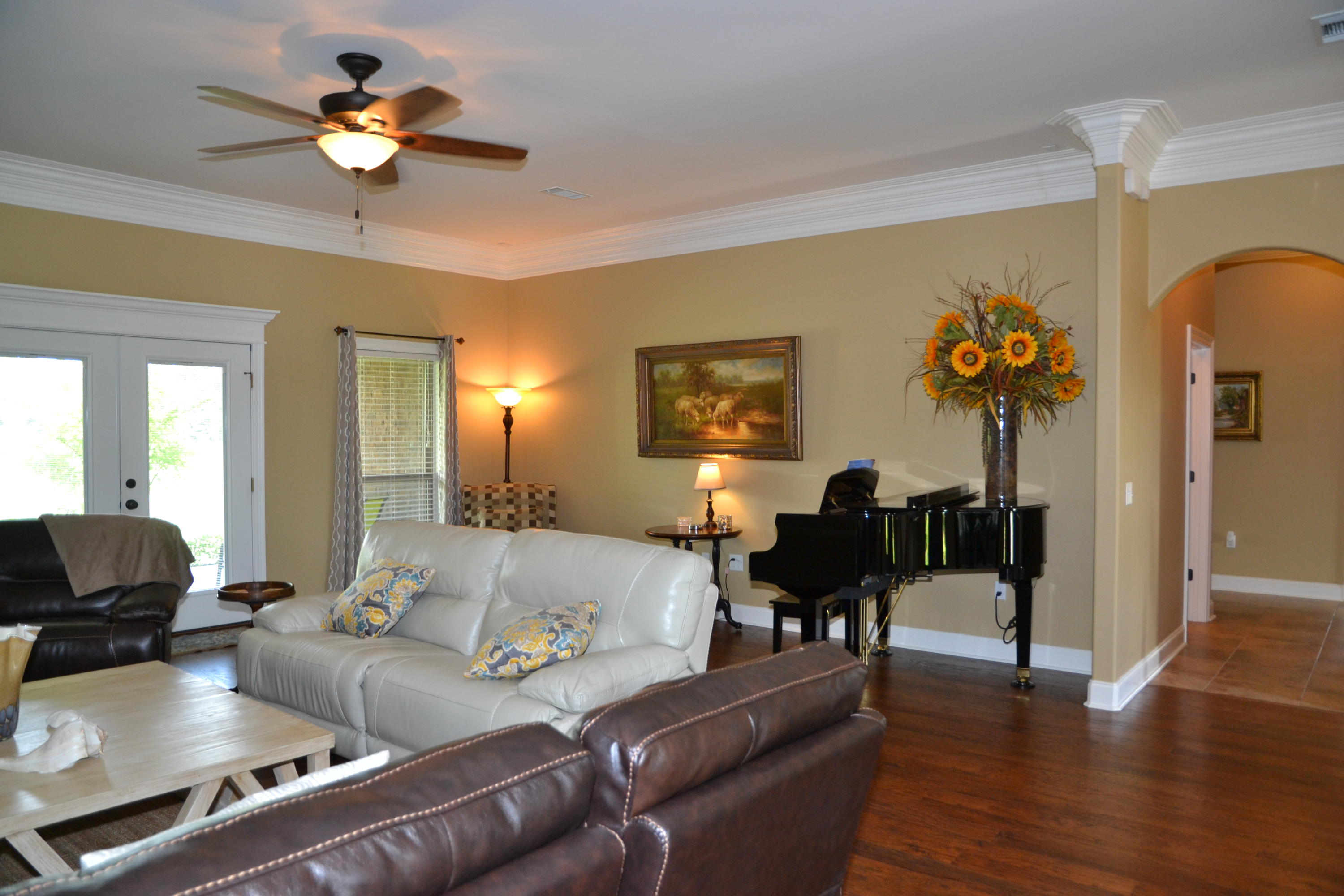 VIRGINIA RIDGE - Residential