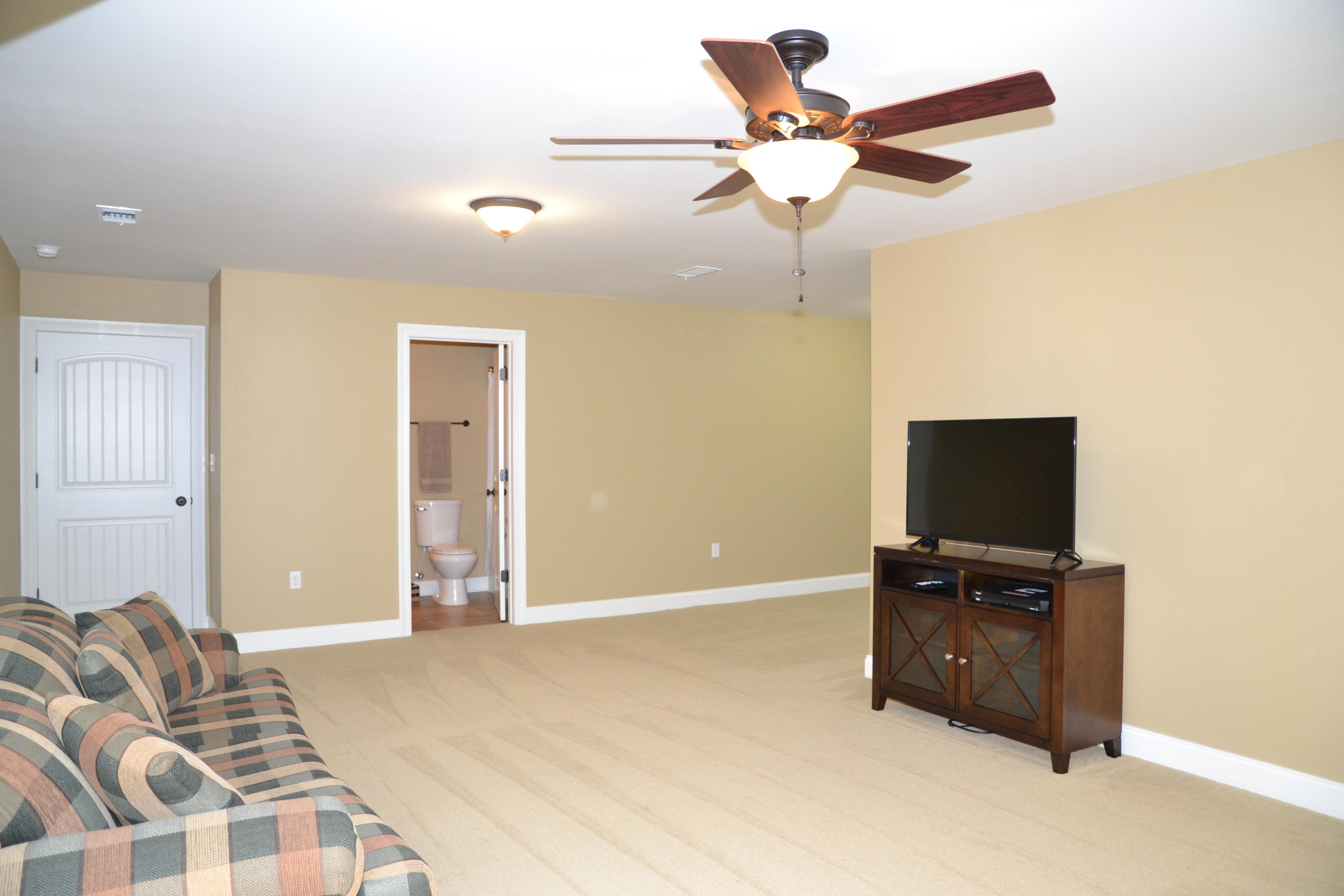 VIRGINIA RIDGE - Residential