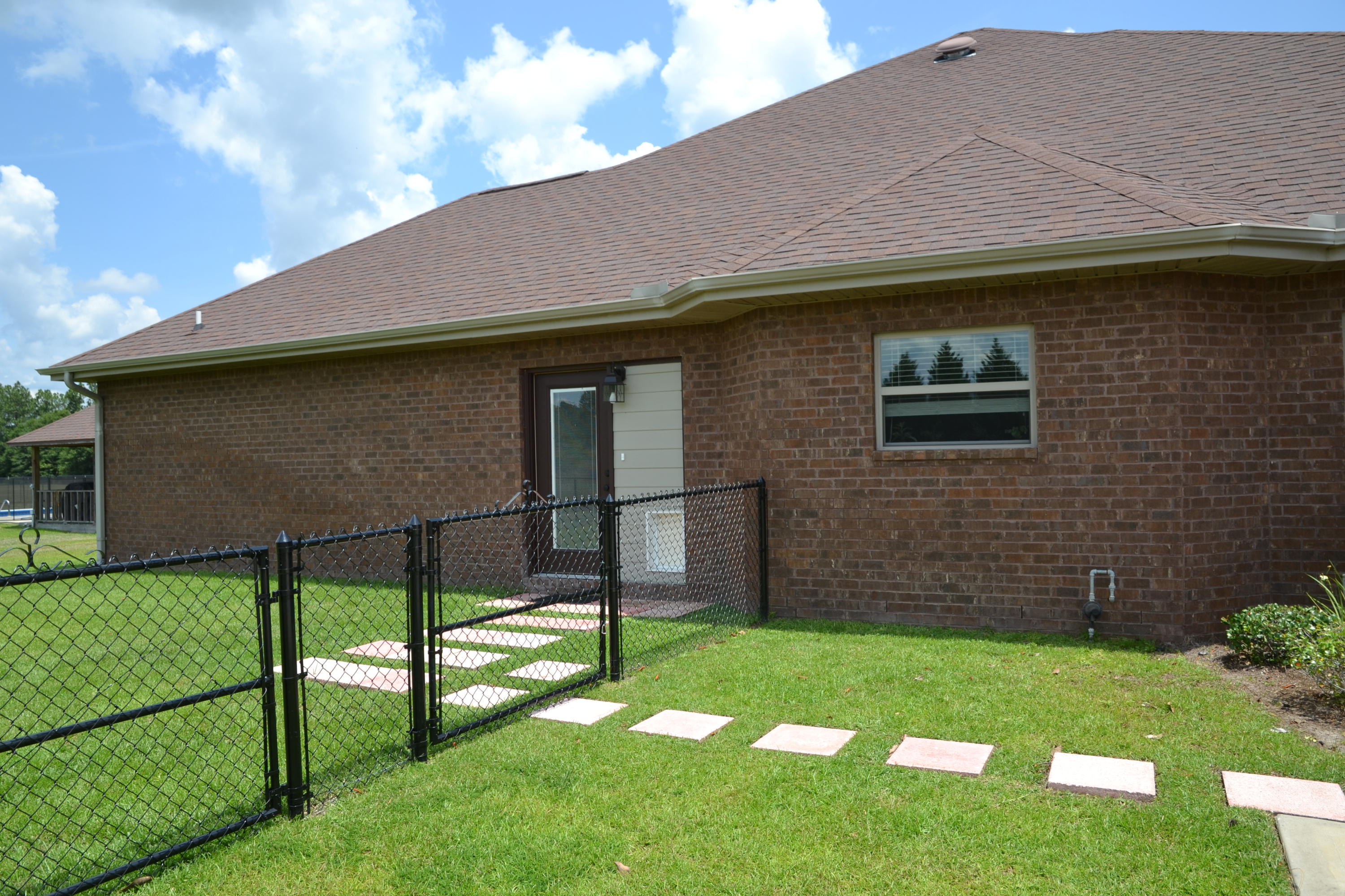 VIRGINIA RIDGE - Residential