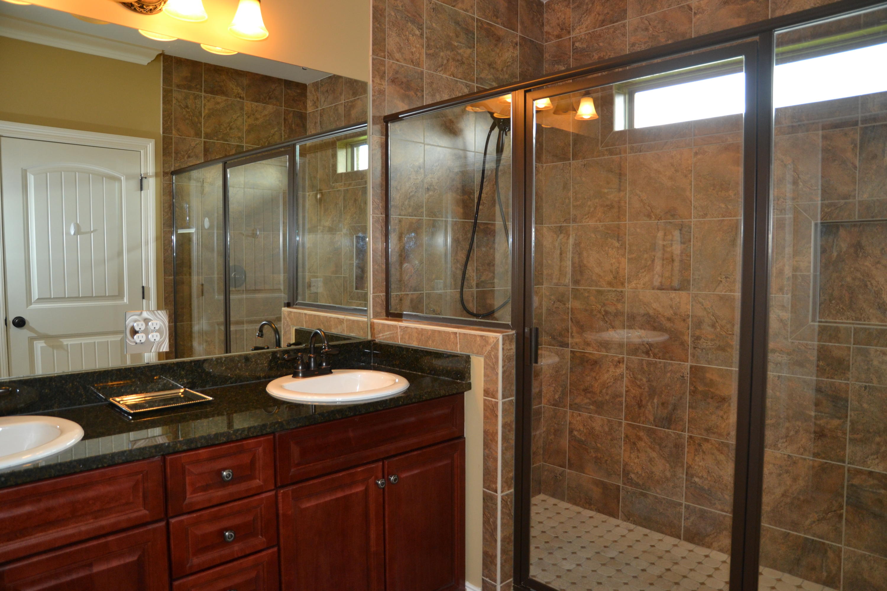 VIRGINIA RIDGE - Residential