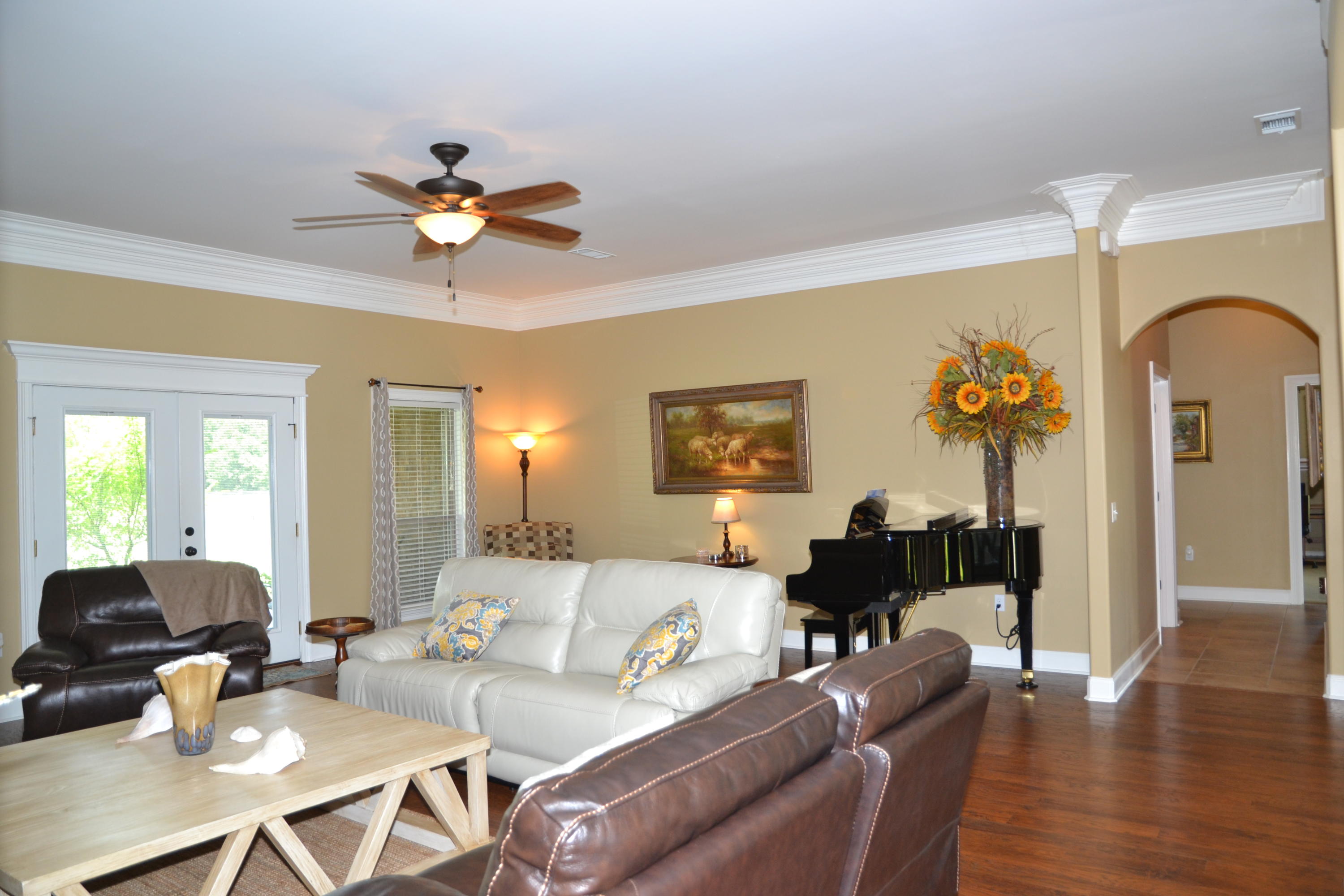 VIRGINIA RIDGE - Residential