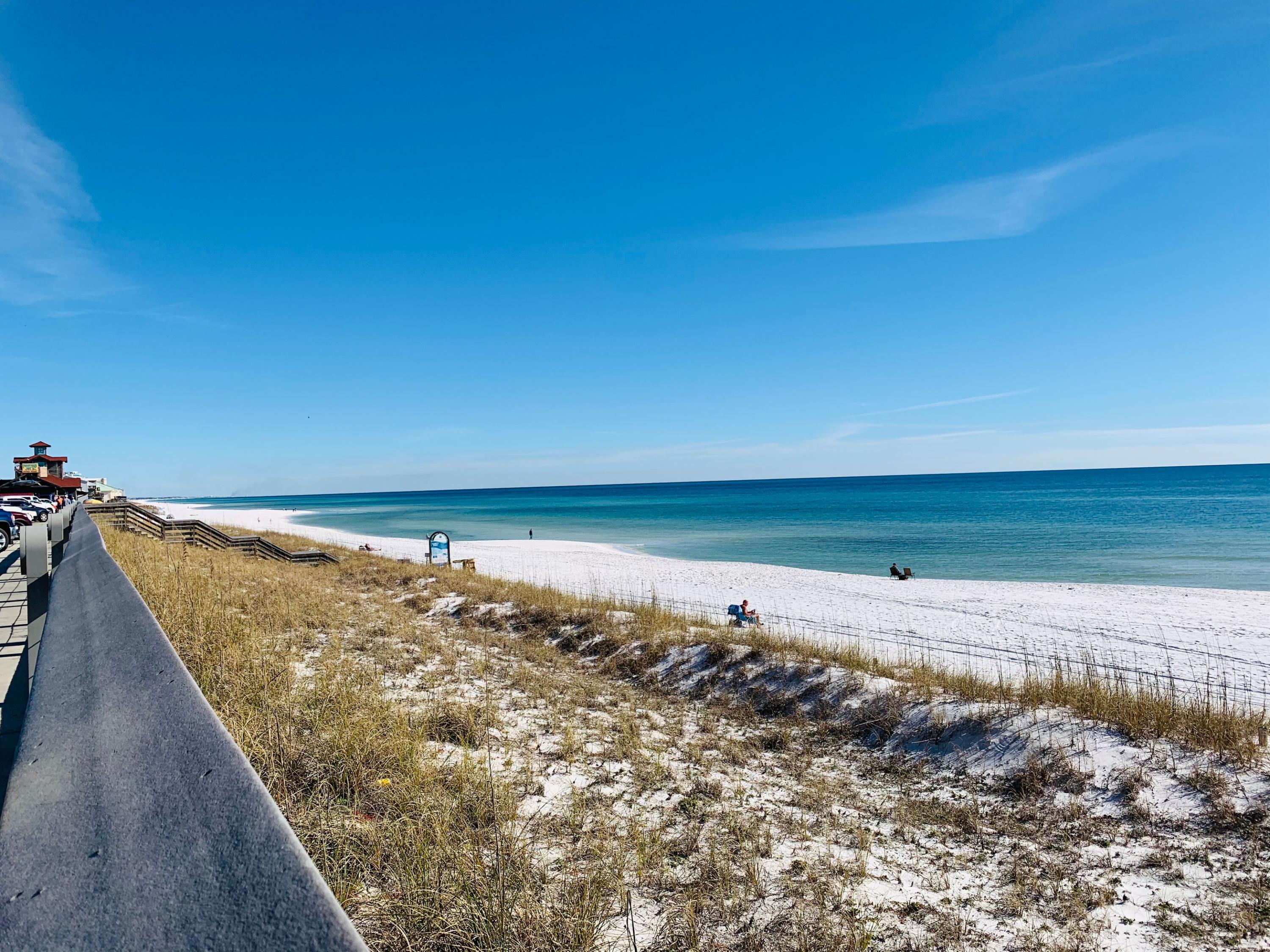 TRADEWIND CONDOS - Residential