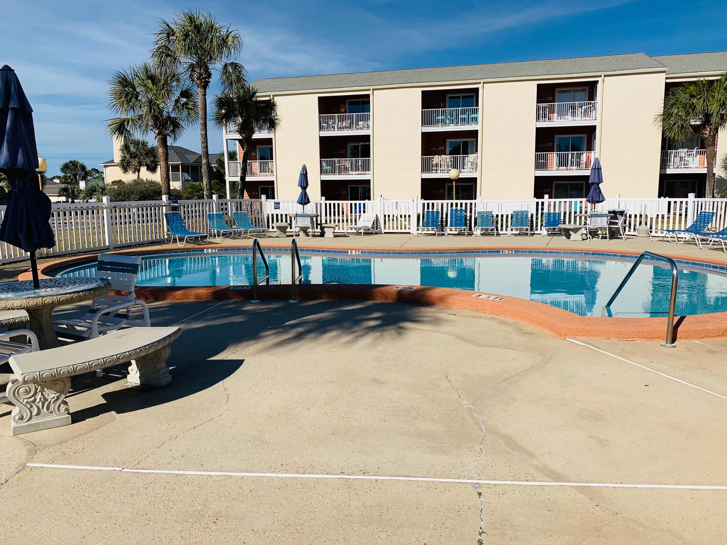 TRADEWIND CONDOS - Residential