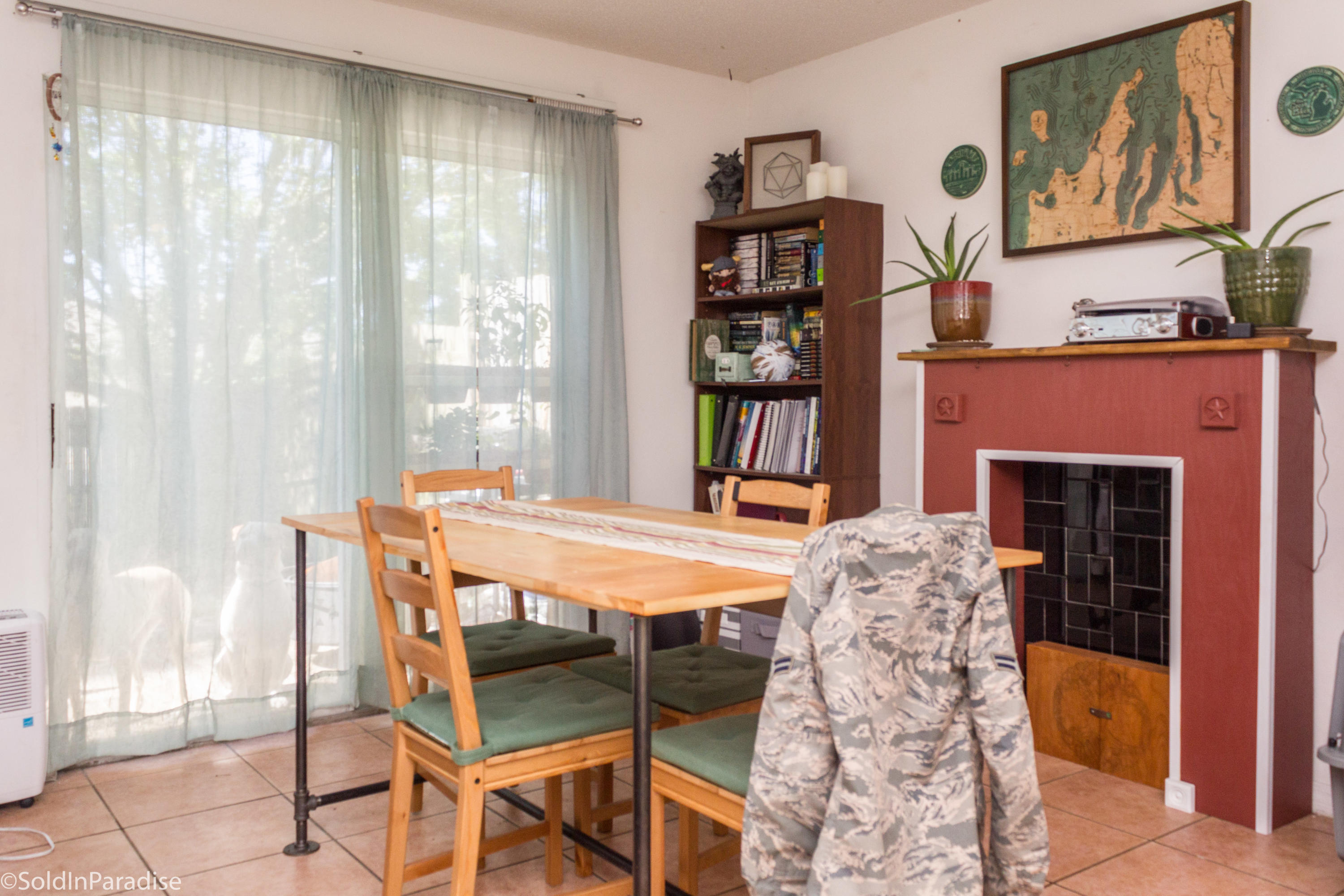 DOMENICAS COVE T/H - Residential