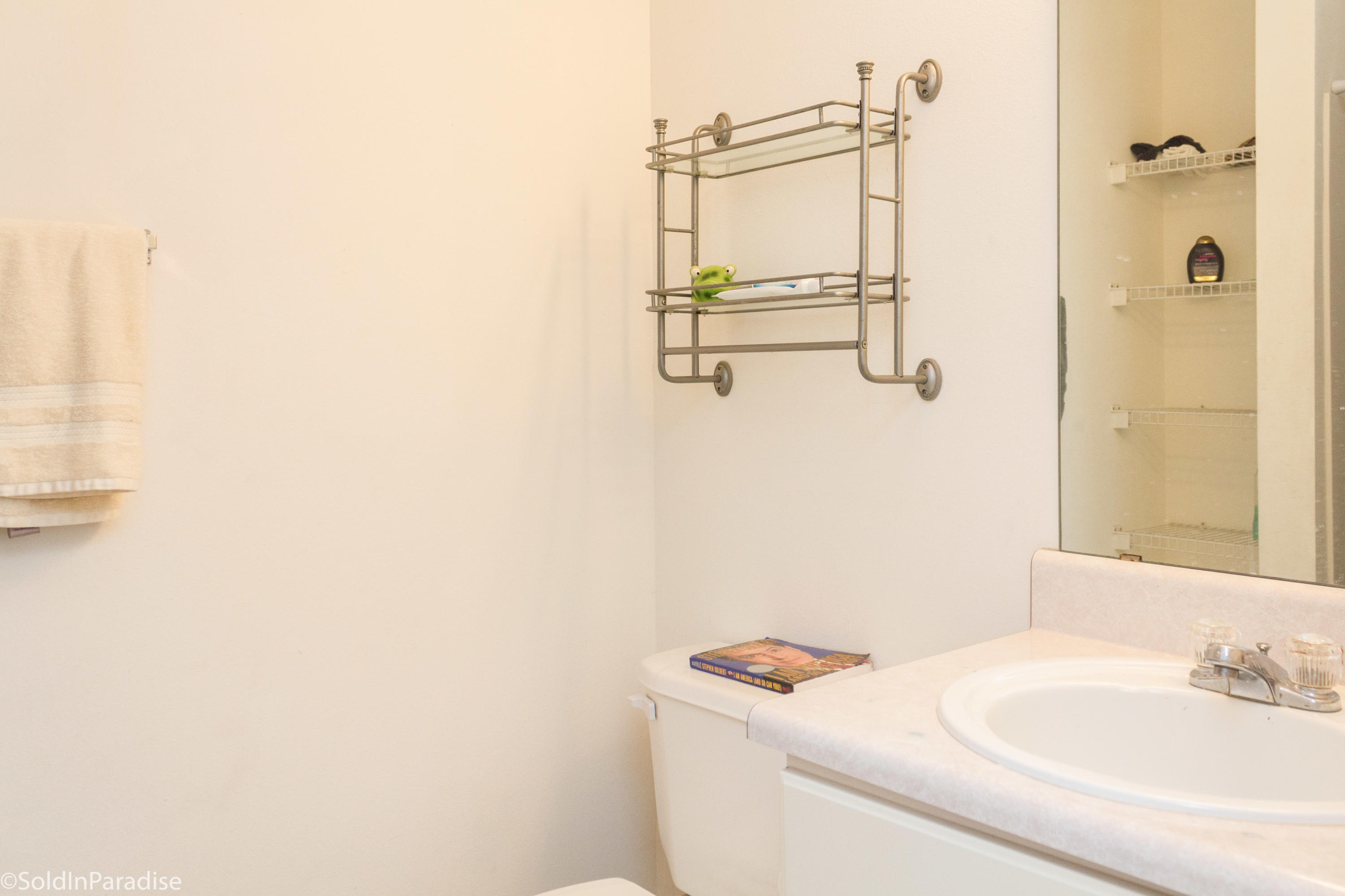 DOMENICAS COVE T/H - Residential