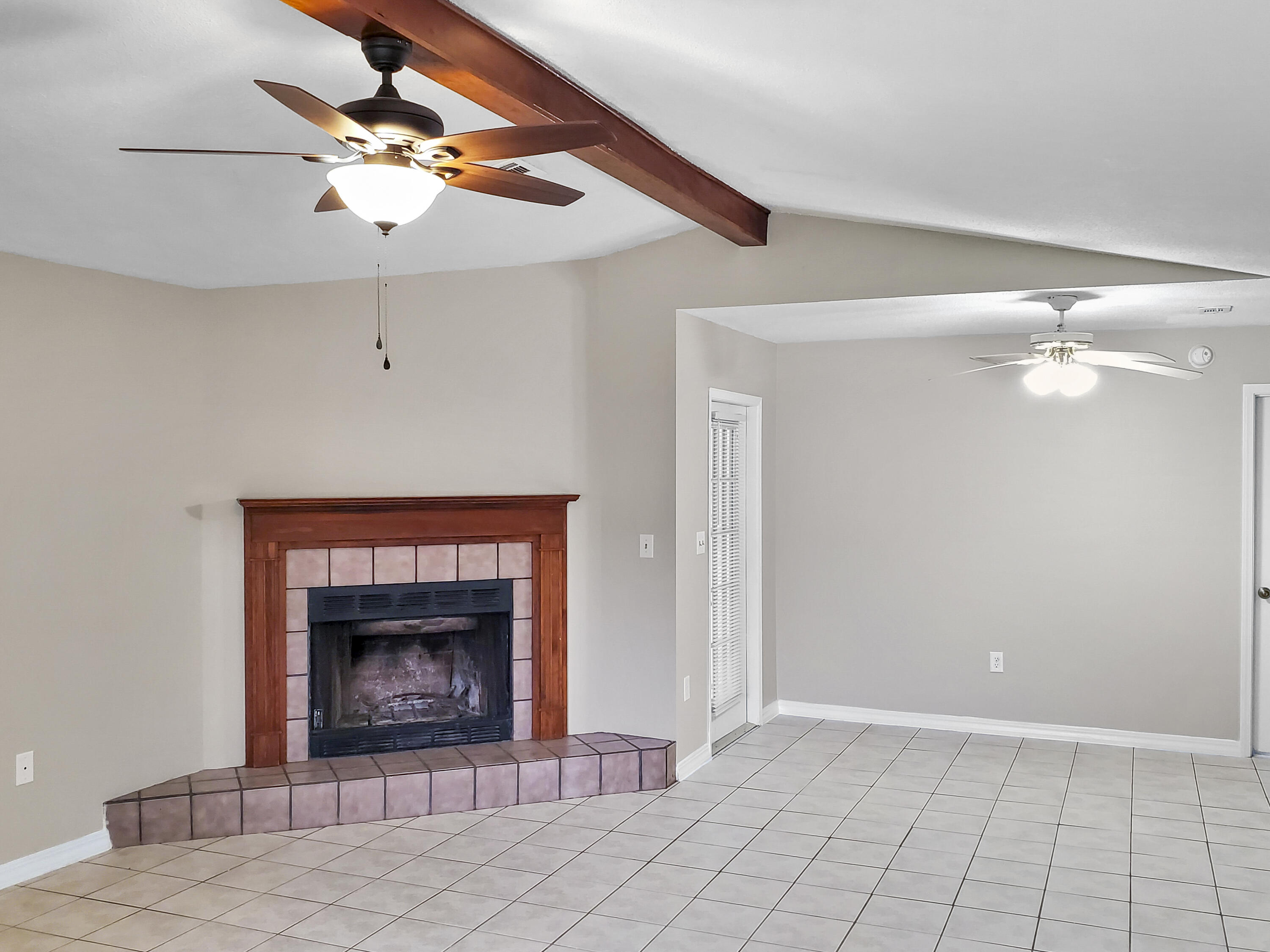 SHOAL CREEK MANOR - Residential