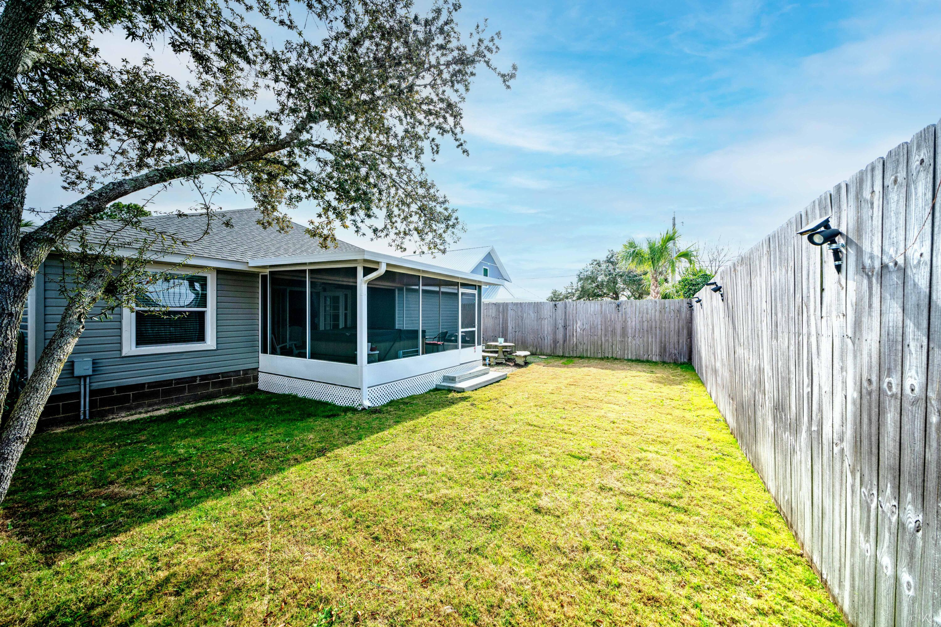 LAGUNA BEACH 7TH ADDN - Residential