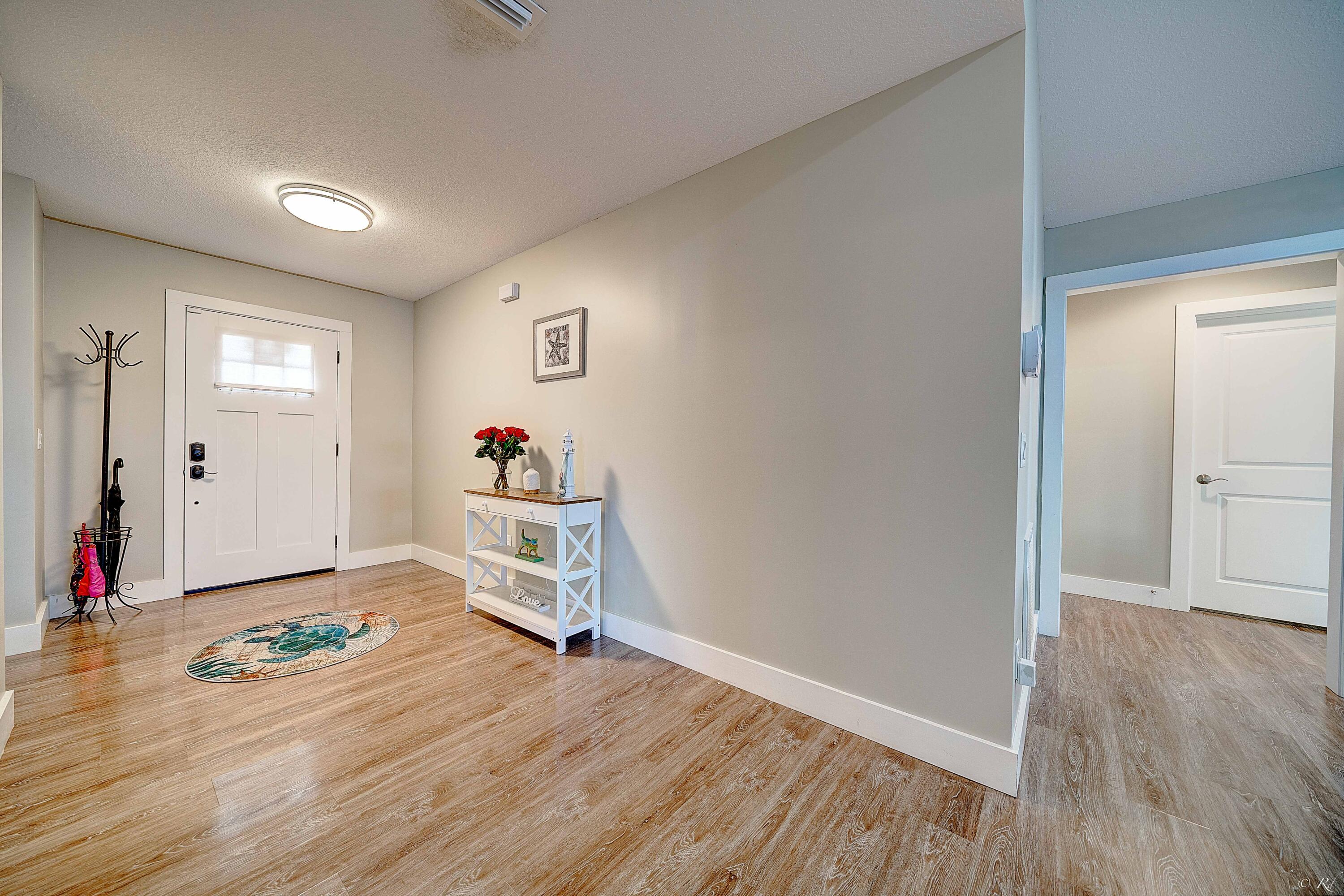 LAGUNA BEACH 7TH ADDN - Residential