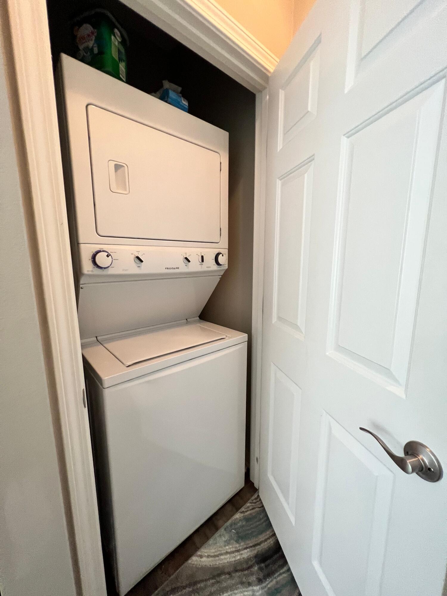 REFLECTIONS AT BLUEWATER BAY T/H - Residential Lease