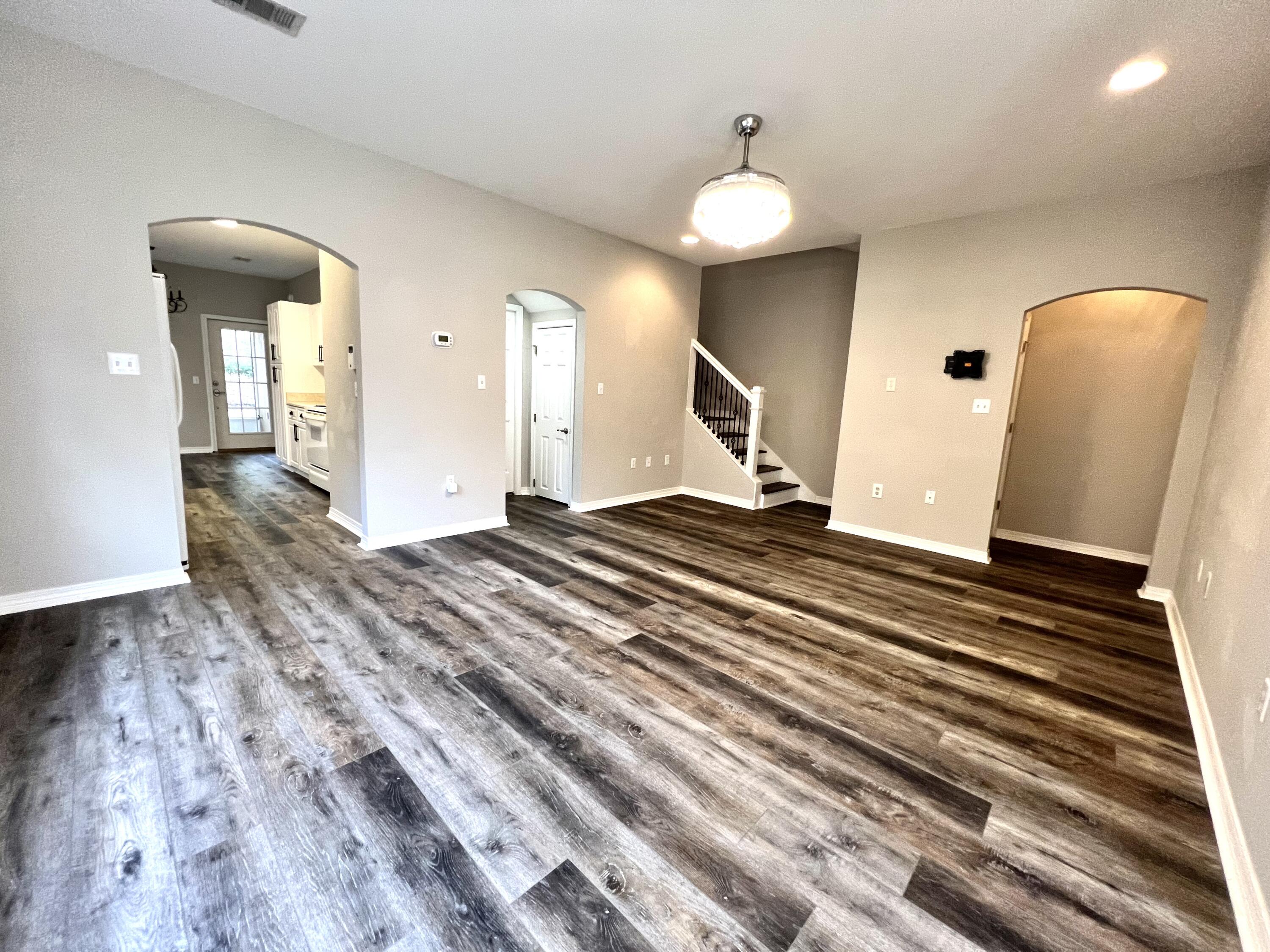 REFLECTIONS AT BLUEWATER BAY T/H - Residential Lease