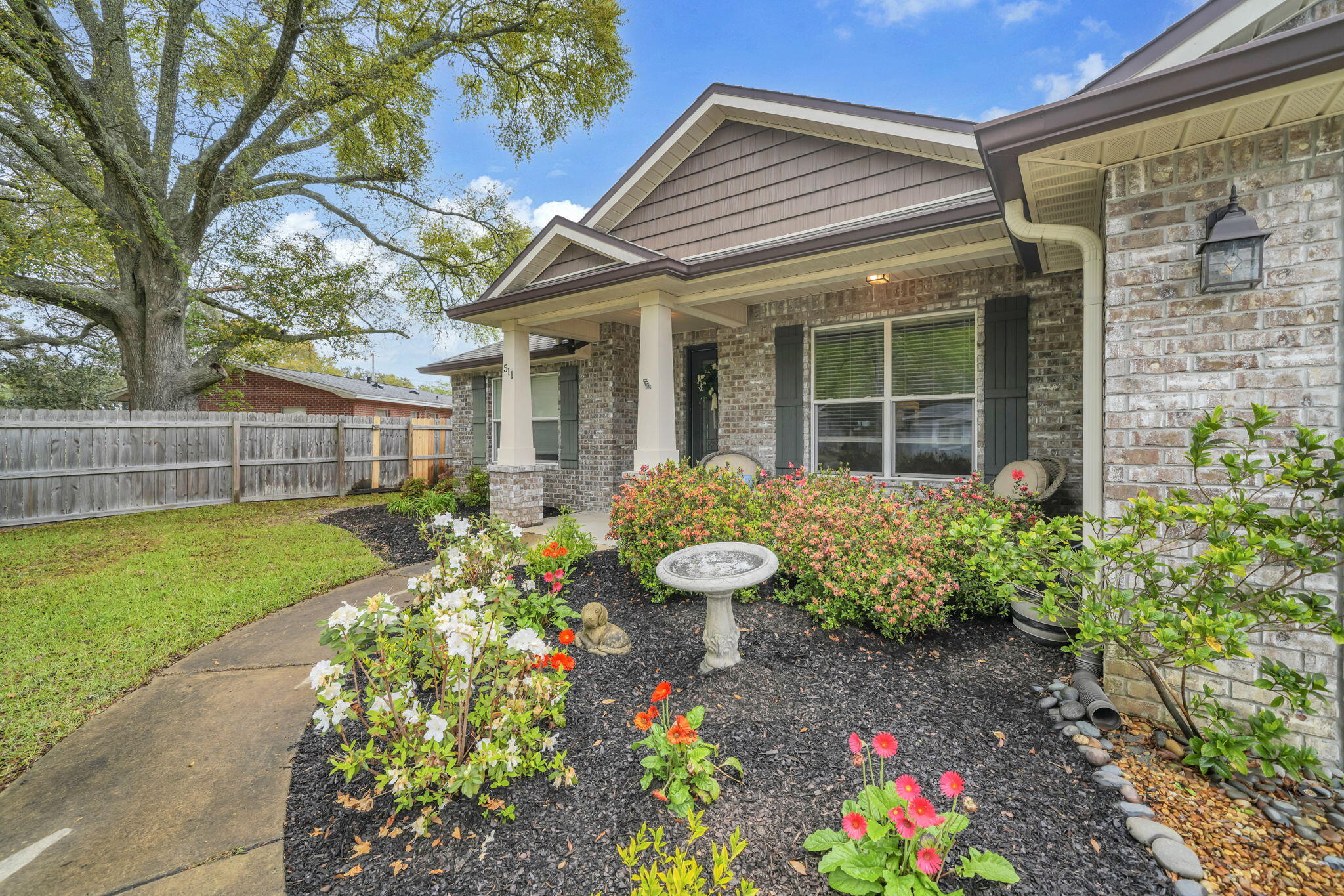 WINTHROP PLACE 1ST ADD LOT 10 BLK C - Residential