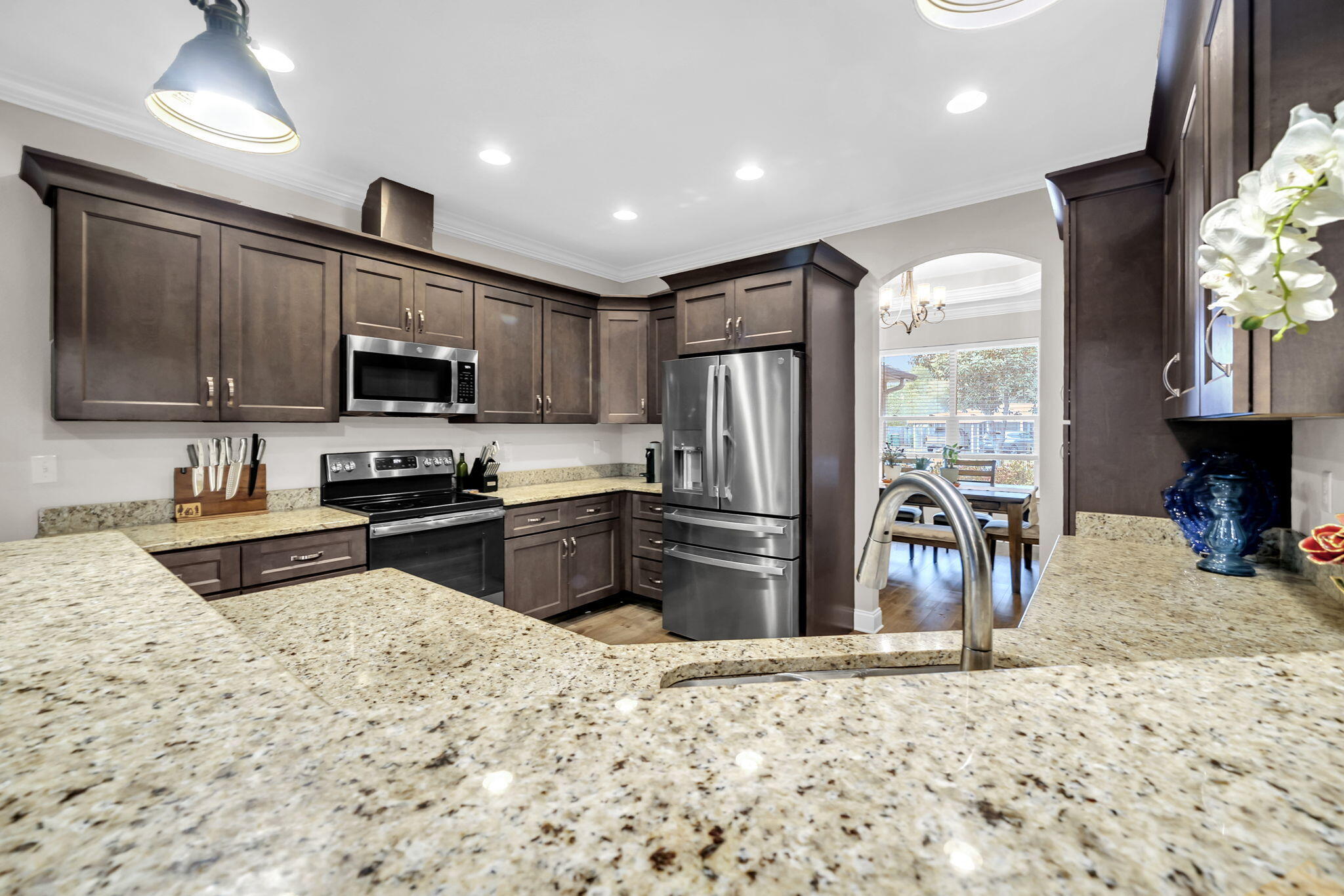 WINTHROP PLACE 1ST ADD LOT 10 BLK C - Residential