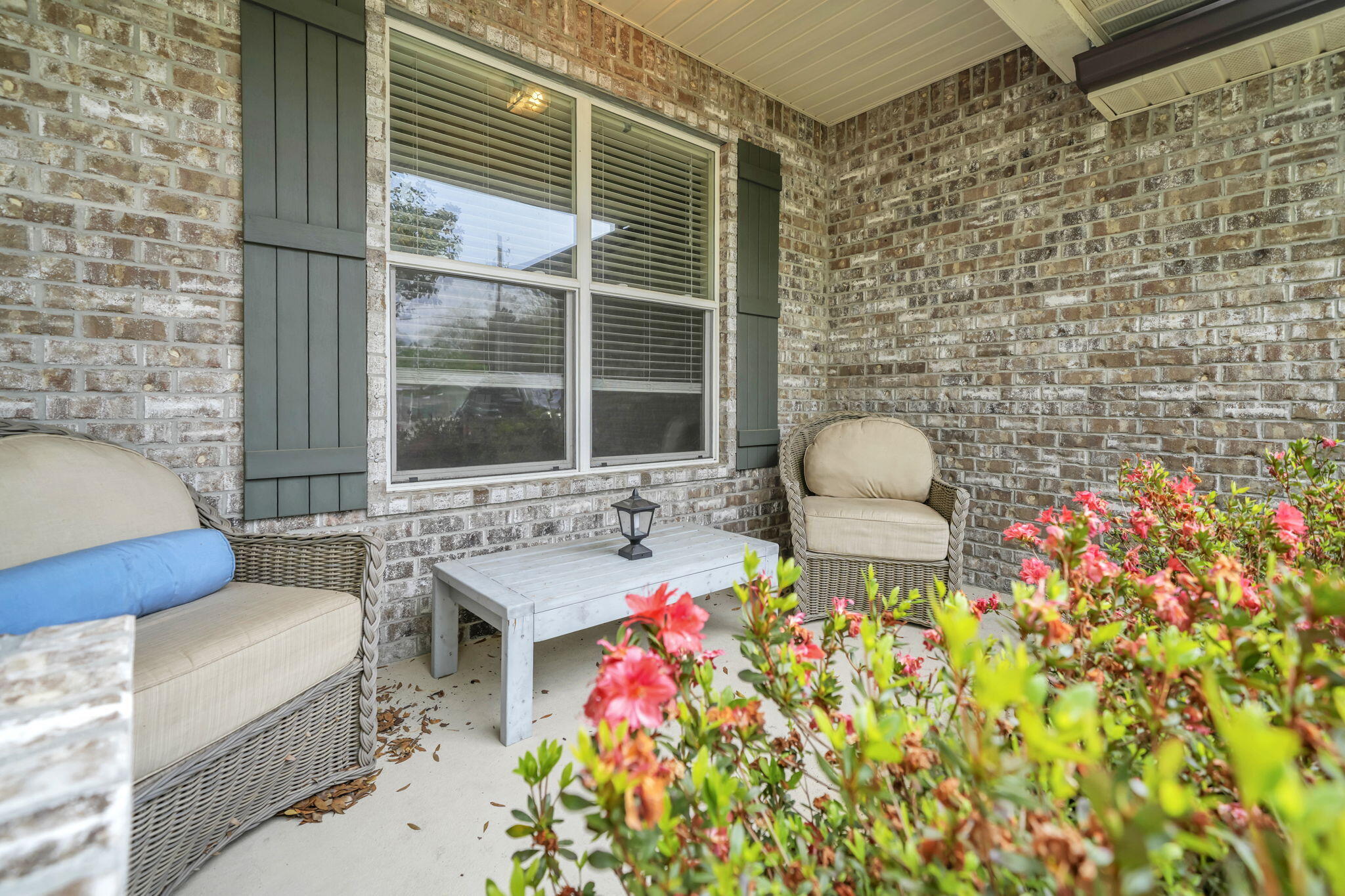 WINTHROP PLACE 1ST ADD LOT 10 BLK C - Residential