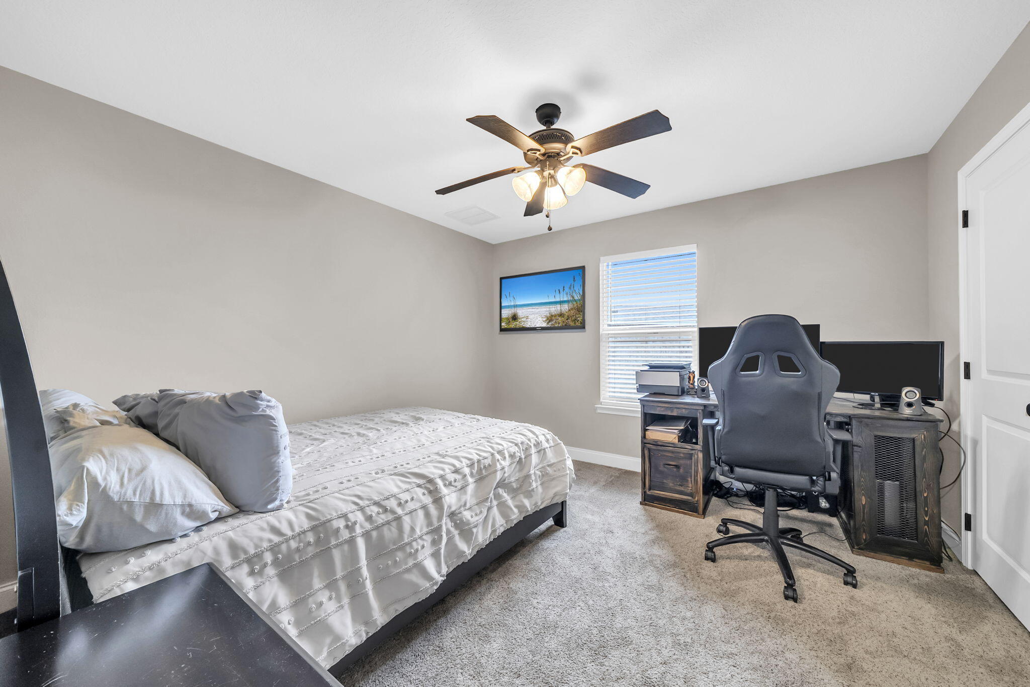 WINTHROP PLACE 1ST ADD LOT 10 BLK C - Residential