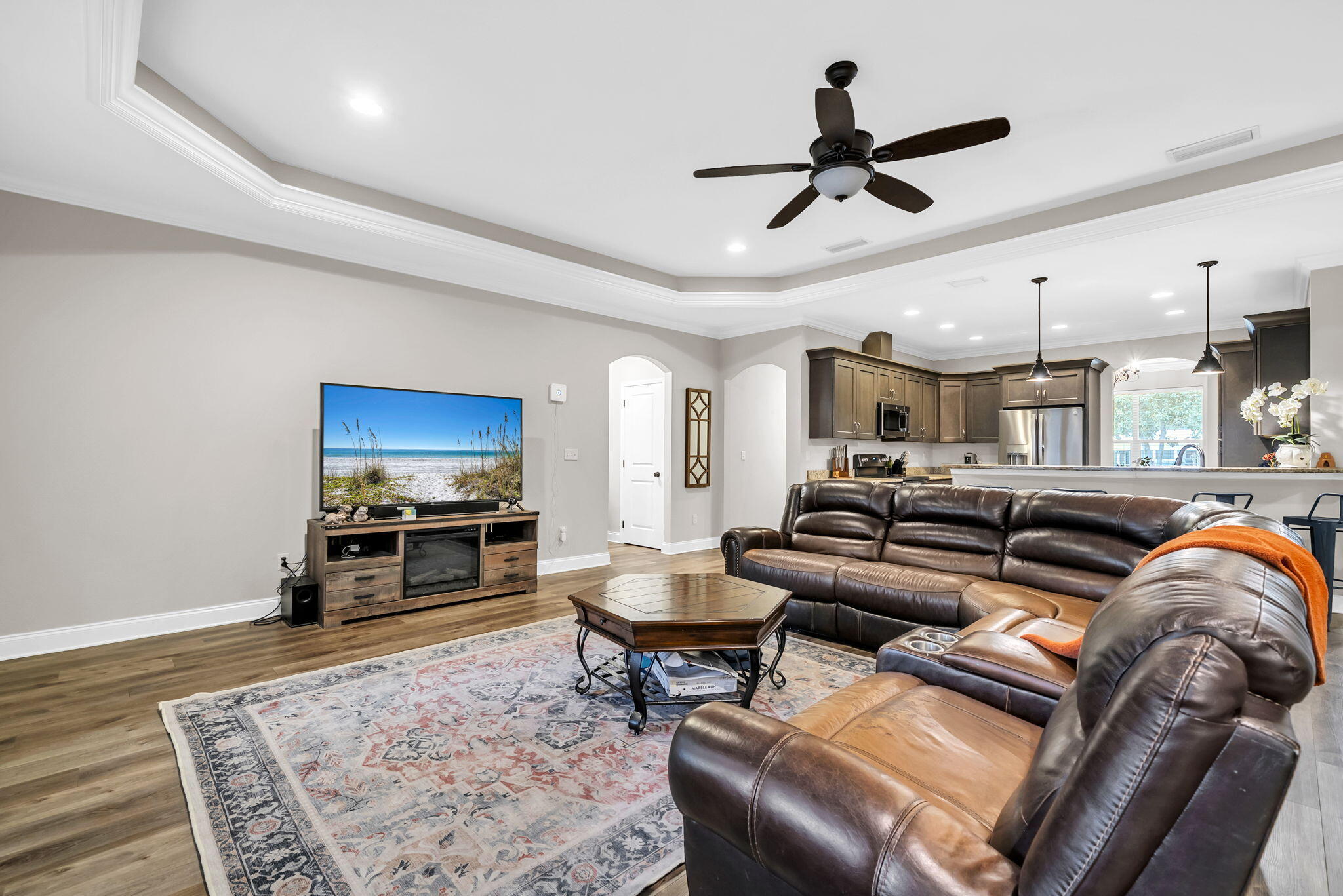 WINTHROP PLACE 1ST ADD LOT 10 BLK C - Residential