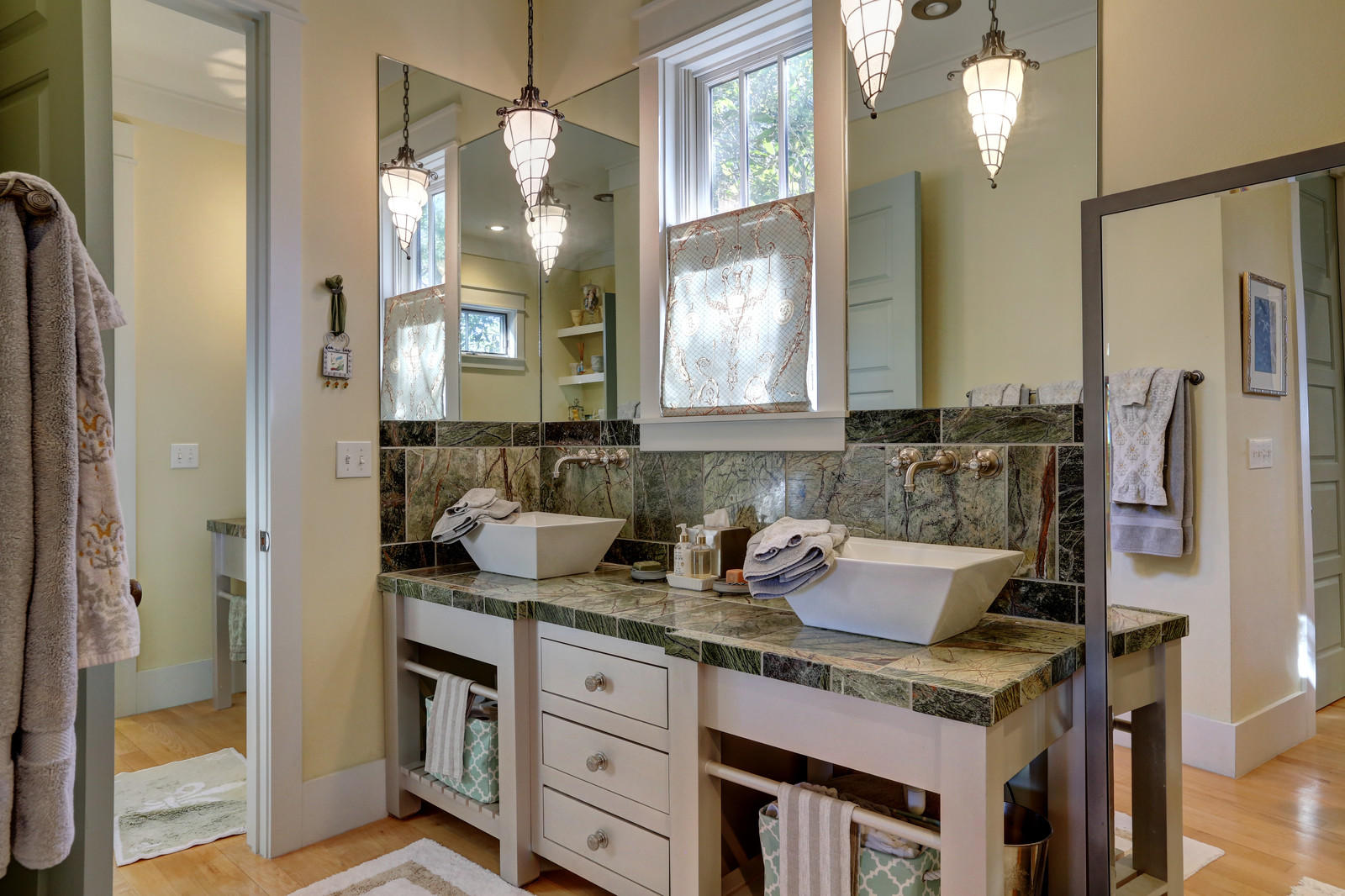 BAY MAGNOLIA - Residential