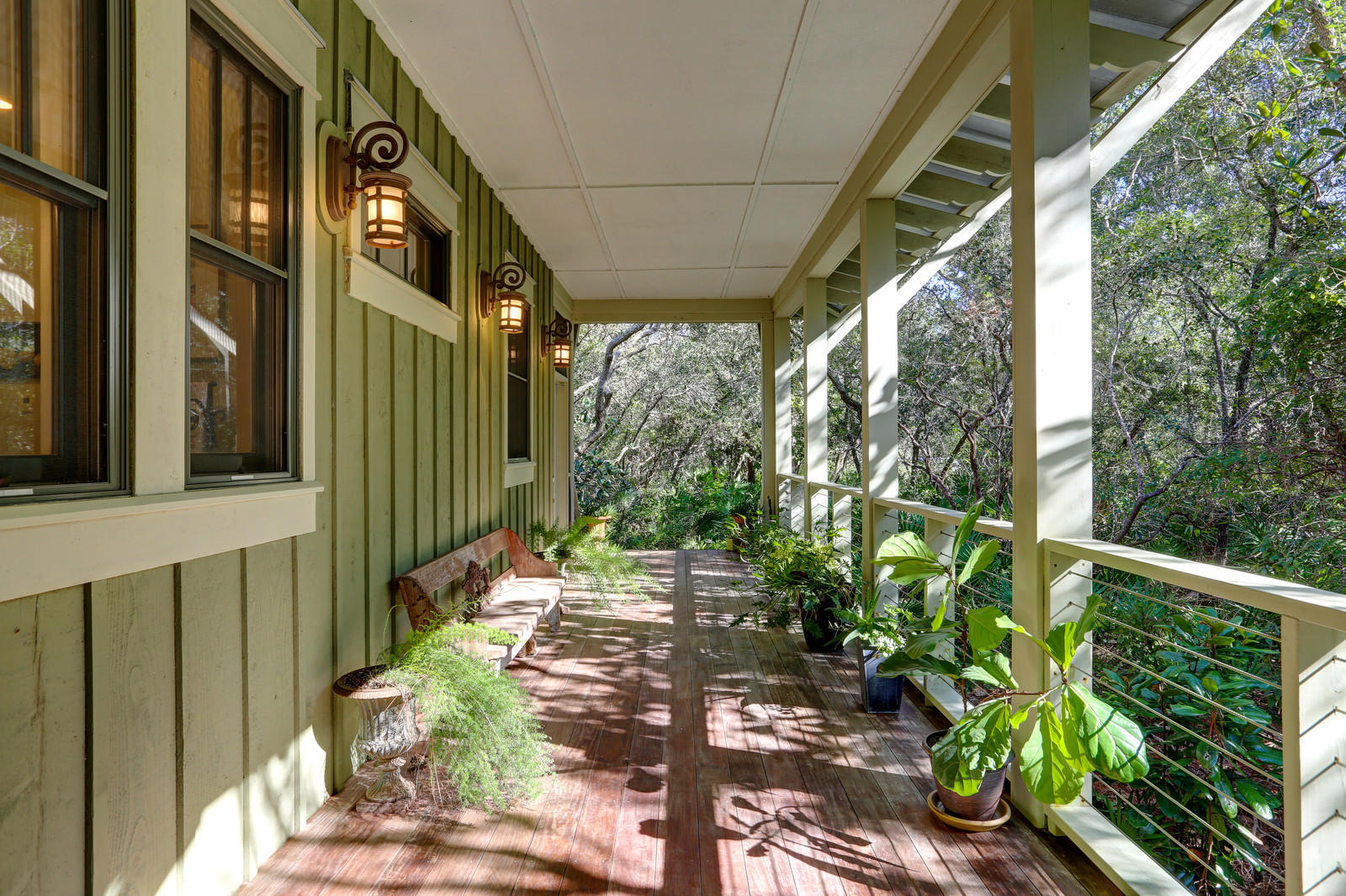 BAY MAGNOLIA - Residential