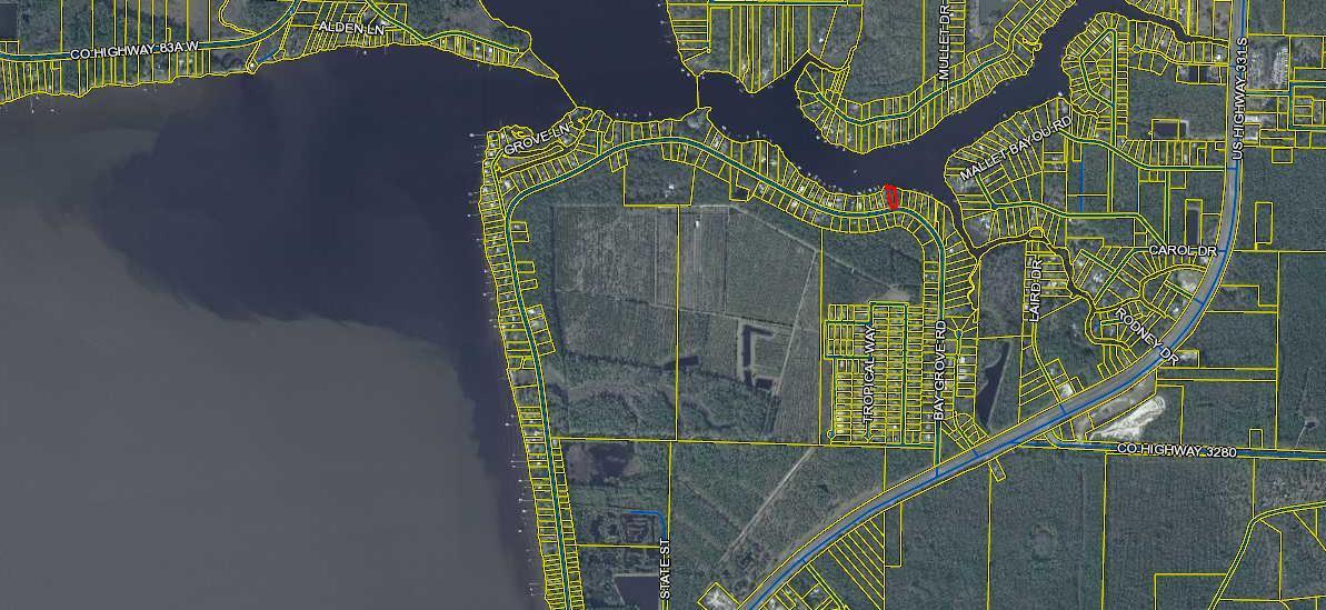 NO RECORDED SUBDIVISION - Land