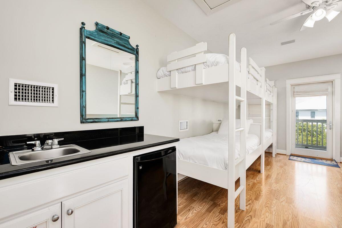 Summer's Edge - Residential