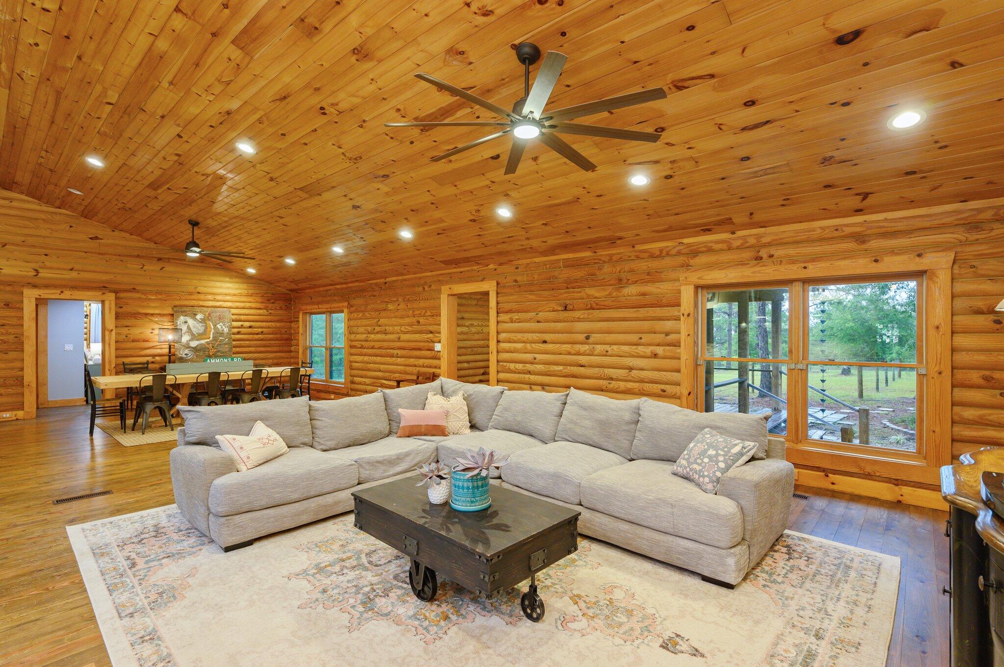 NO RECORDED SUBDIVISION - Residential