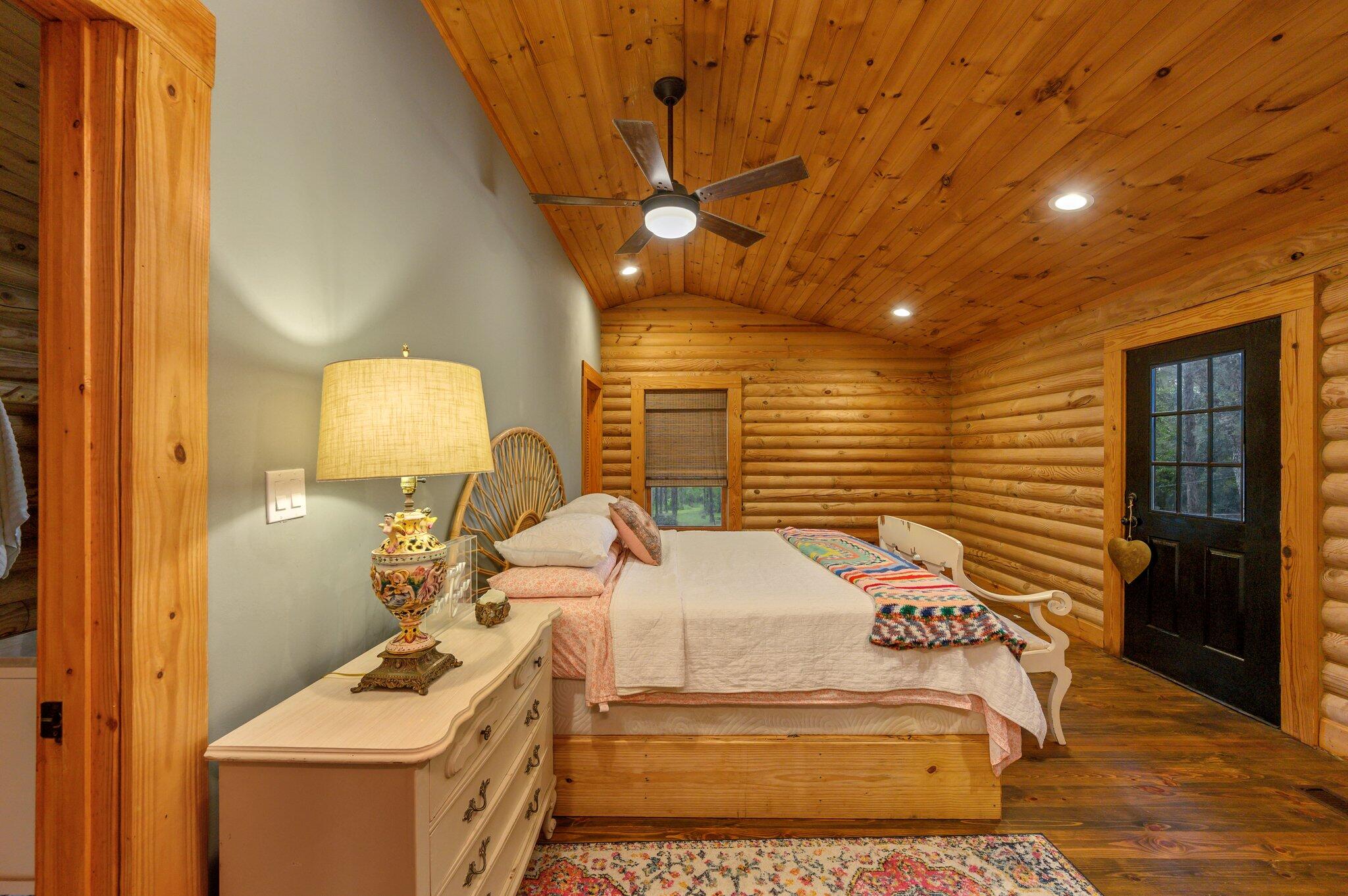 NO RECORDED SUBDIVISION - Residential