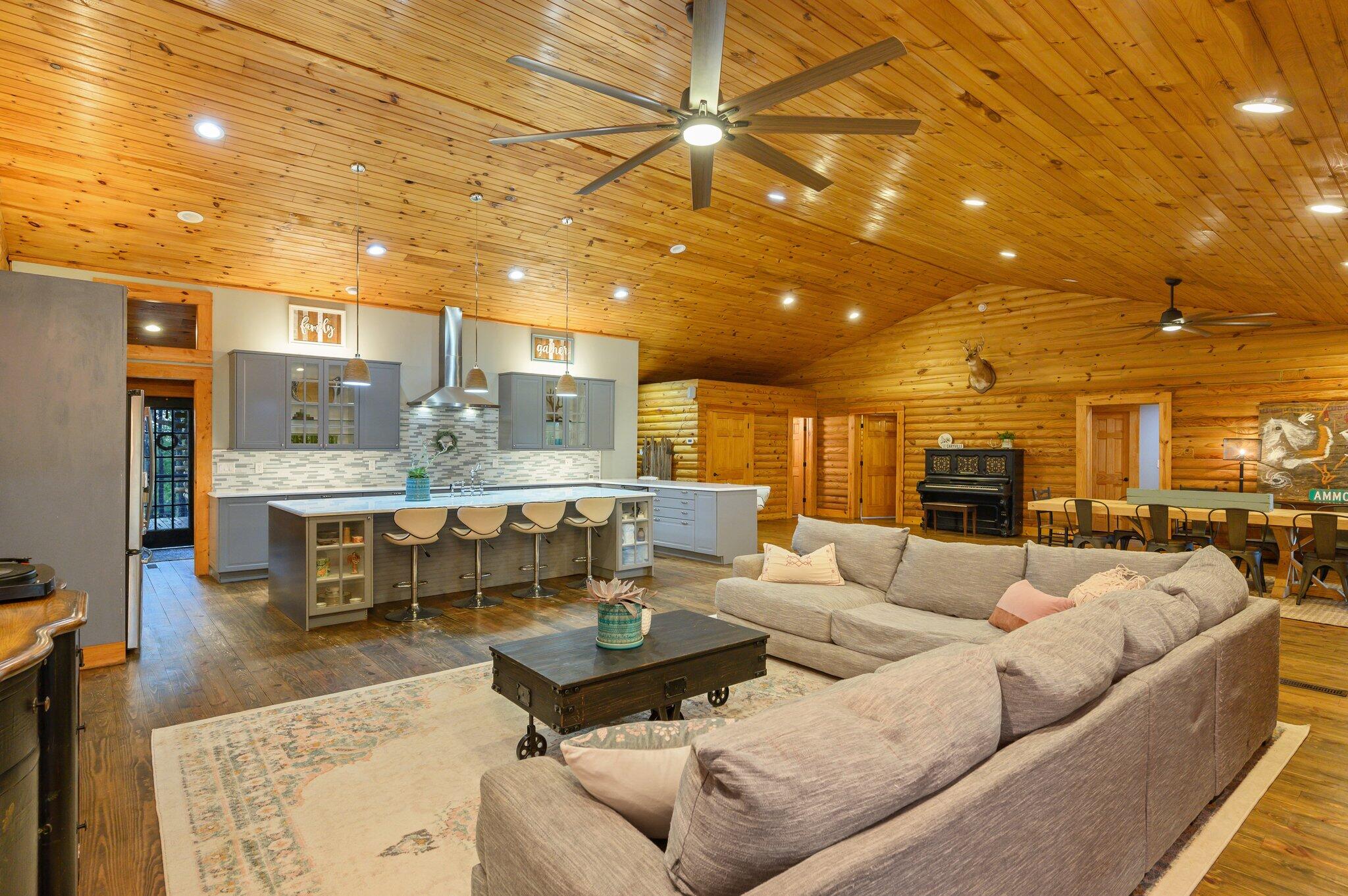 NO RECORDED SUBDIVISION - Residential