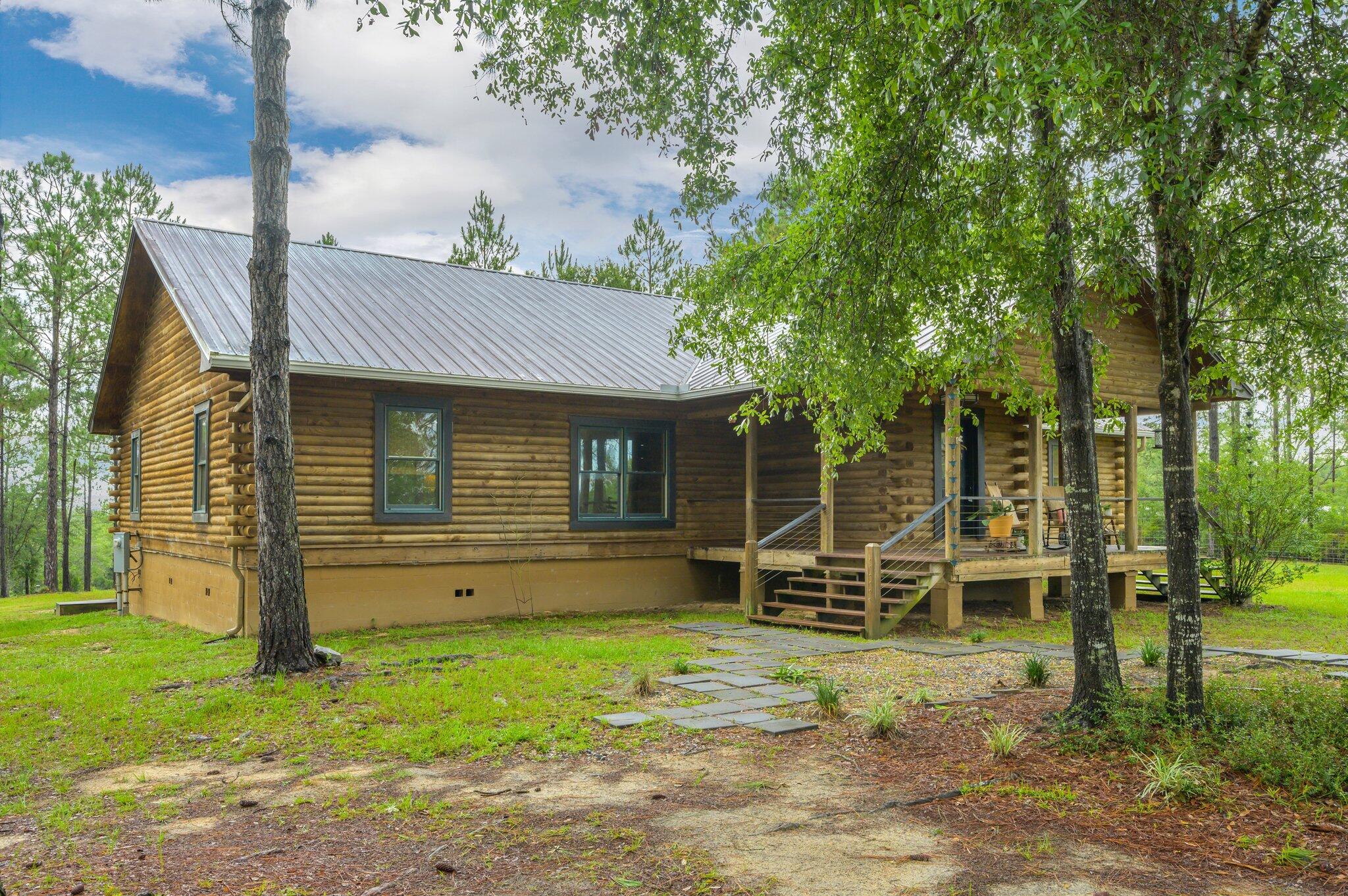 NO RECORDED SUBDIVISION - Residential