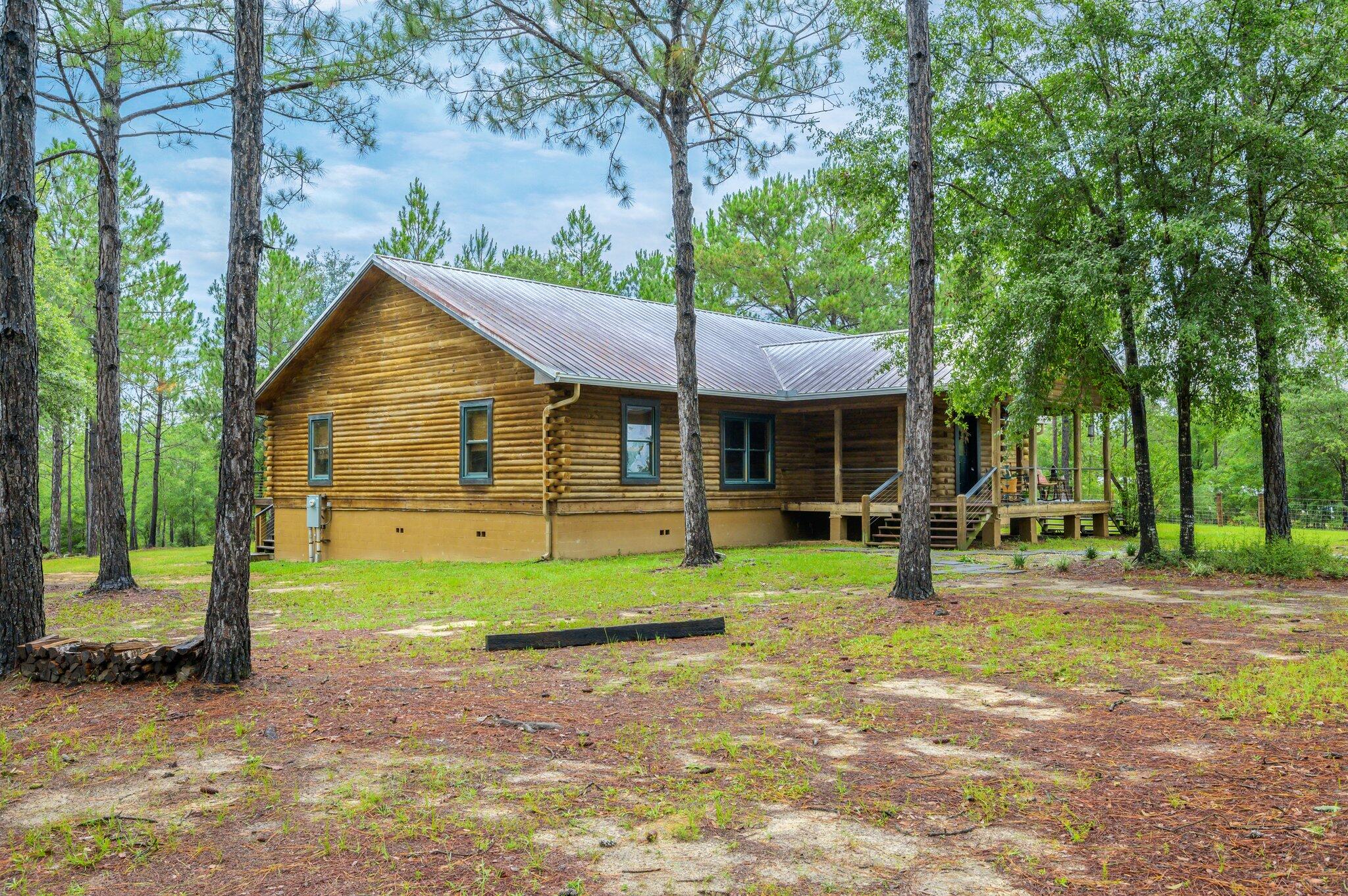 NO RECORDED SUBDIVISION - Residential