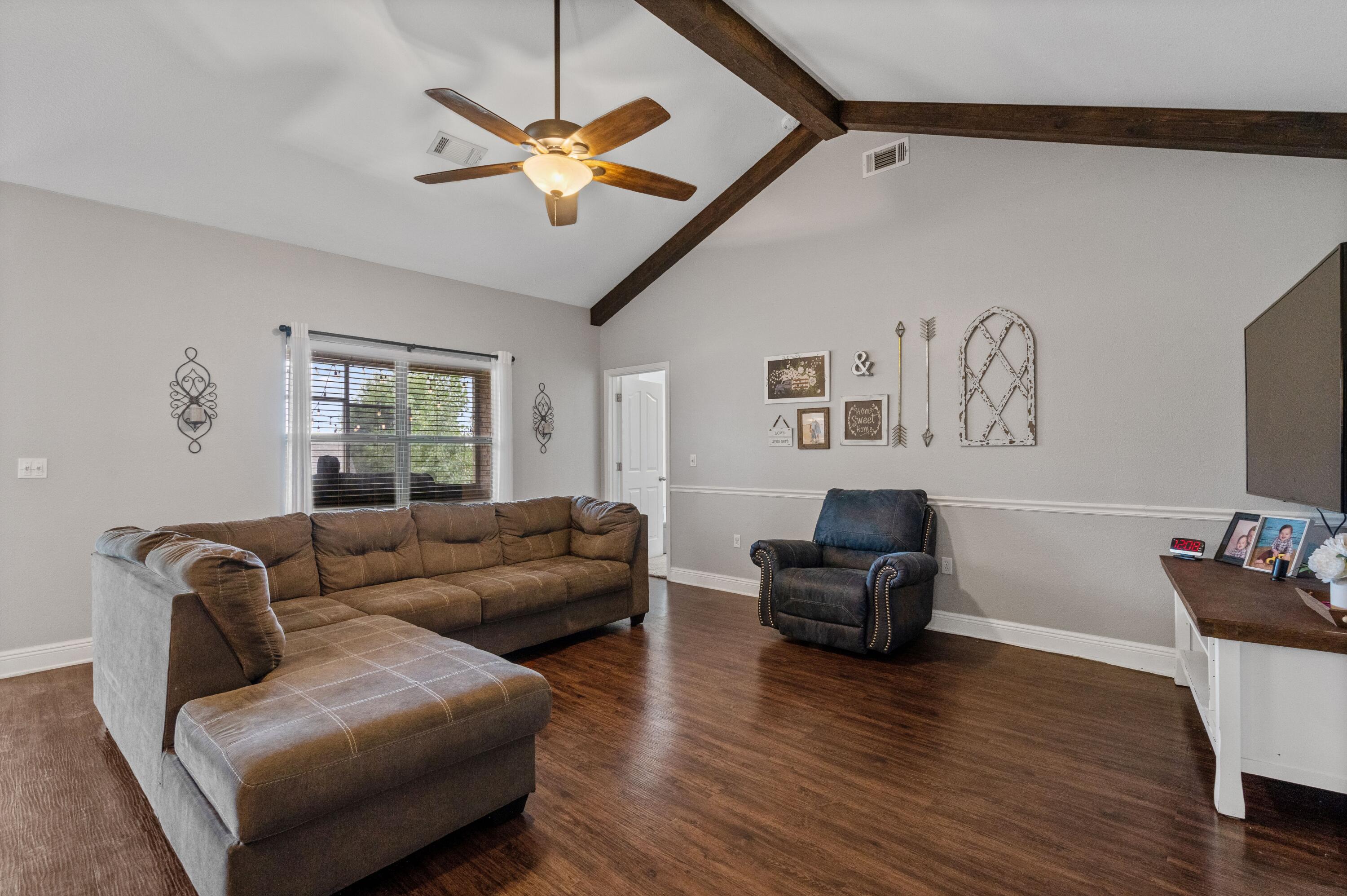 ROLLING RIDGE S/D - Residential Lease