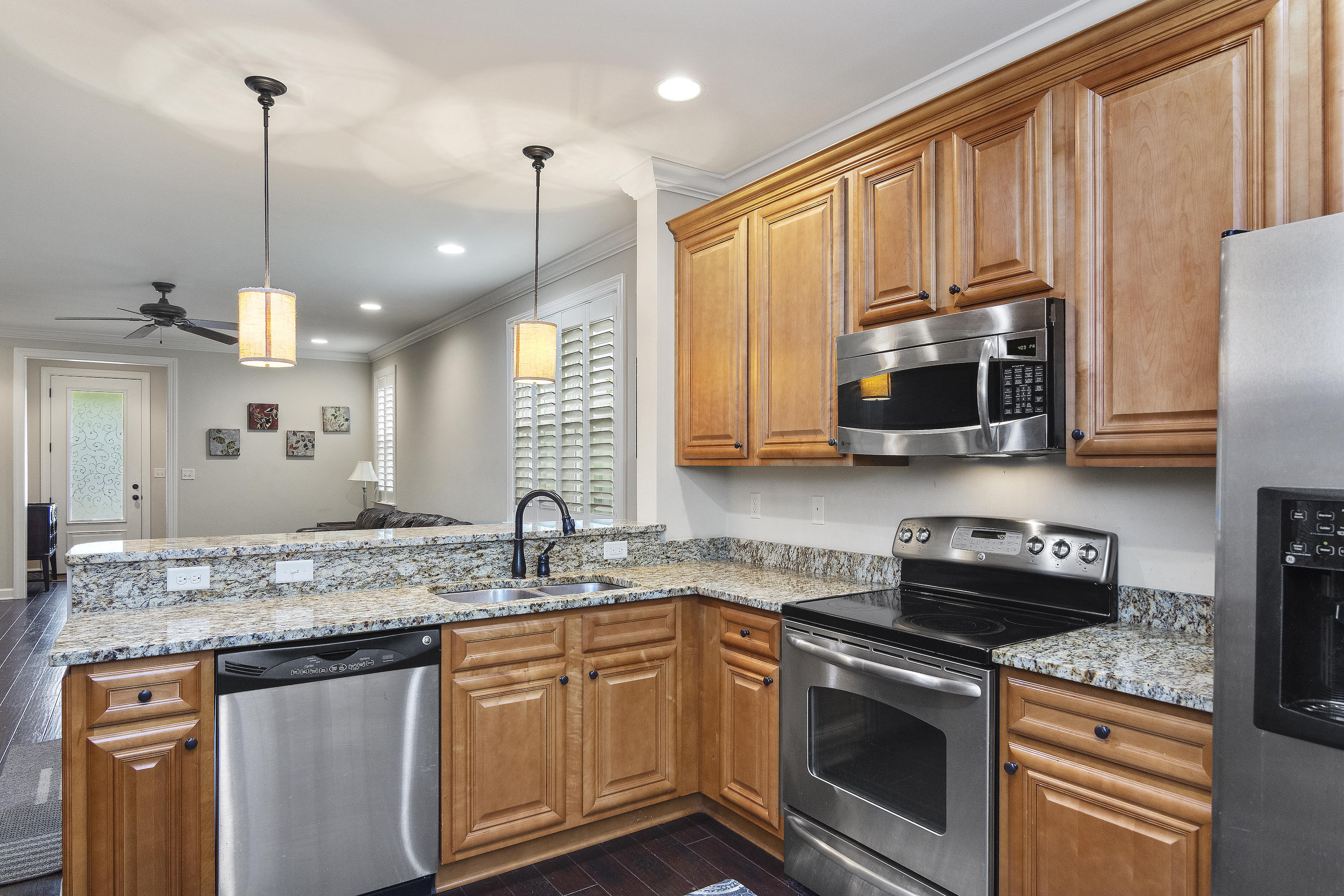 MARINA LANDING - Residential