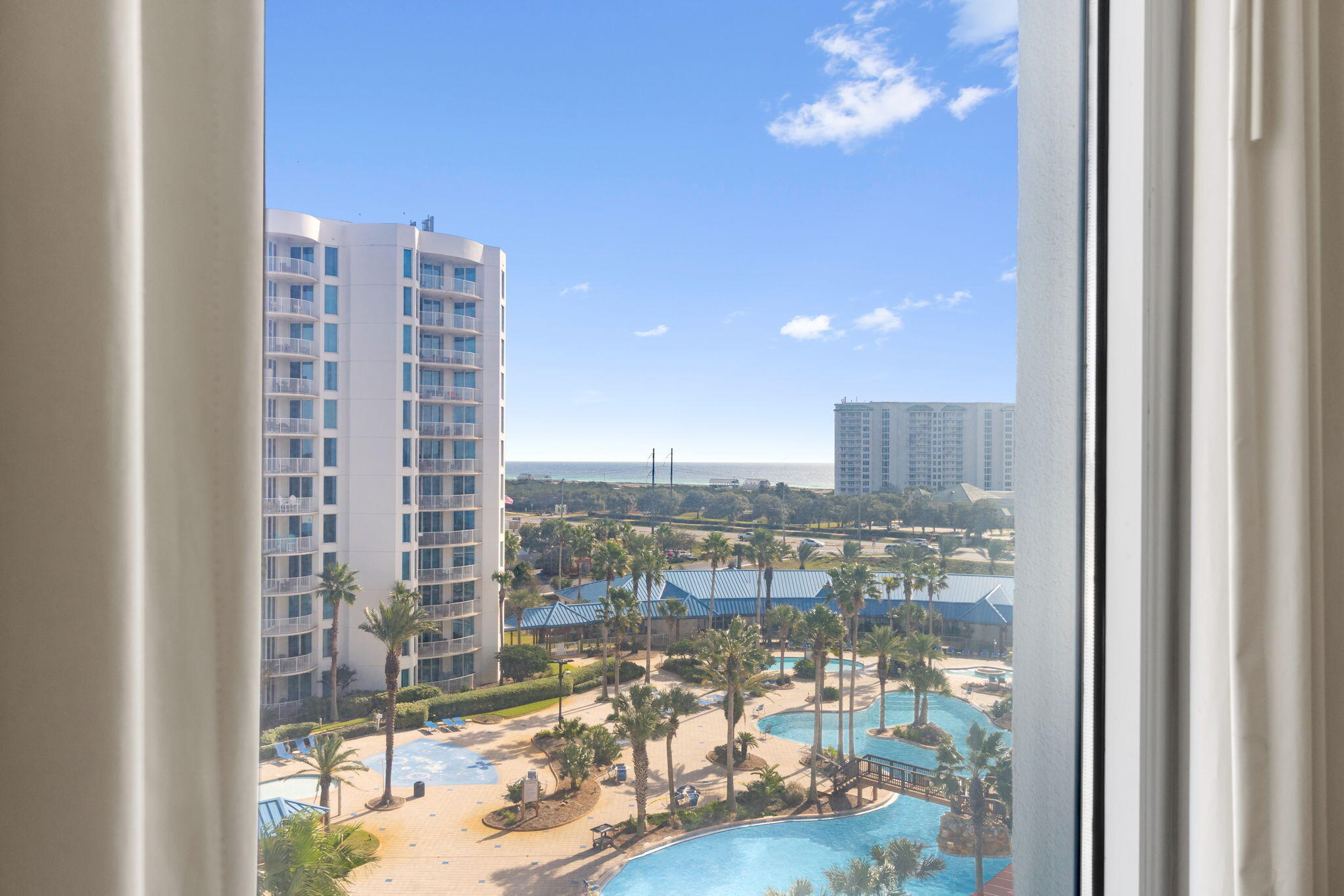 THE PALMS OF DESTIN - Residential Lease