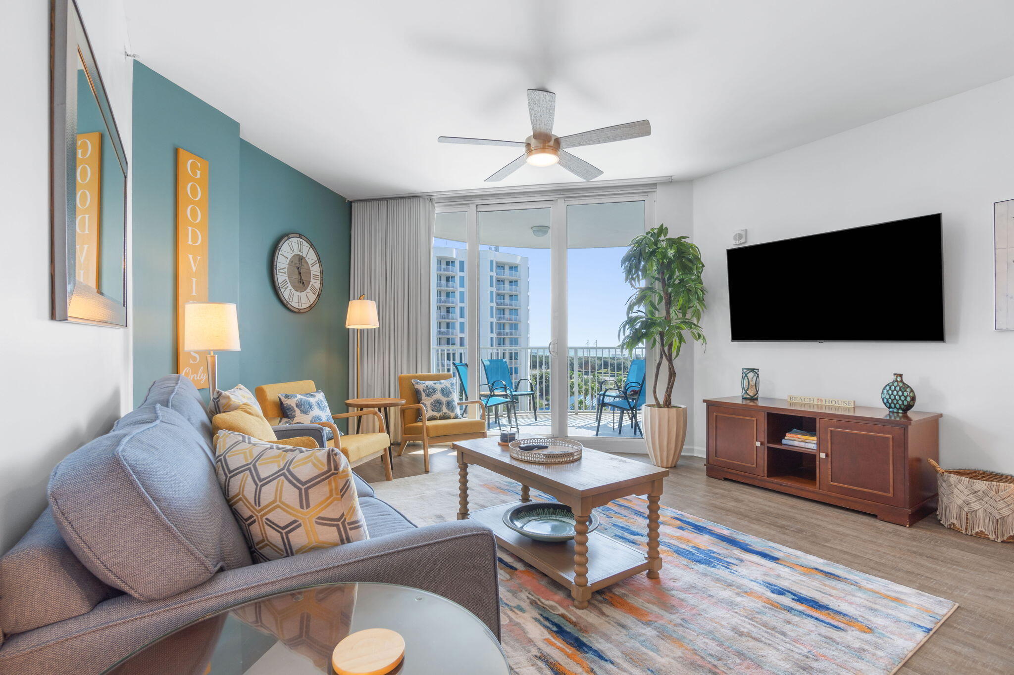 THE PALMS OF DESTIN - Residential Lease