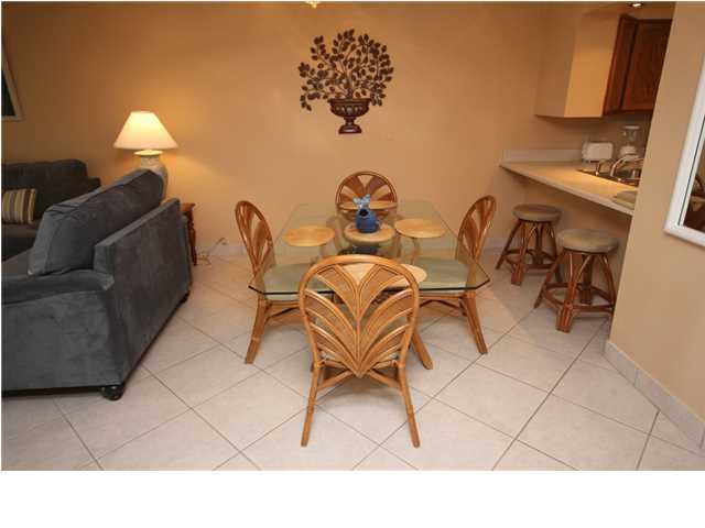 ISLANDER CONDO PH I - Residential