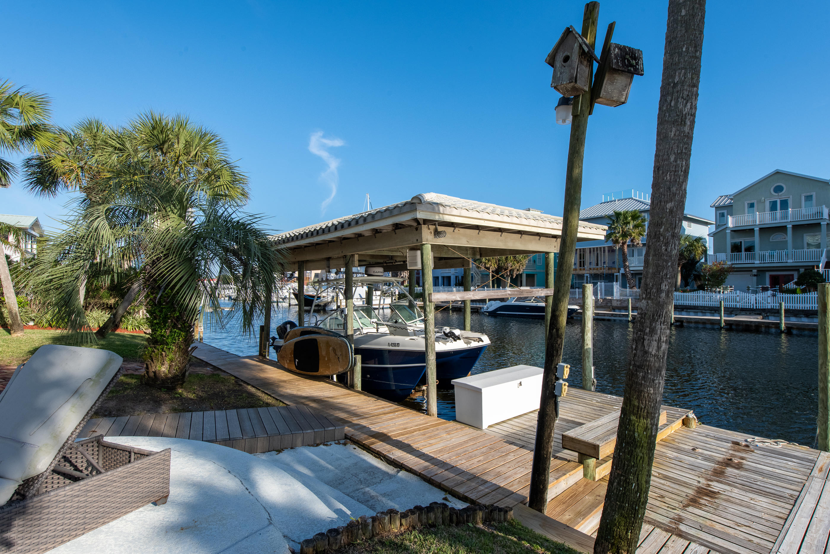 LAFITTE COVE - Residential