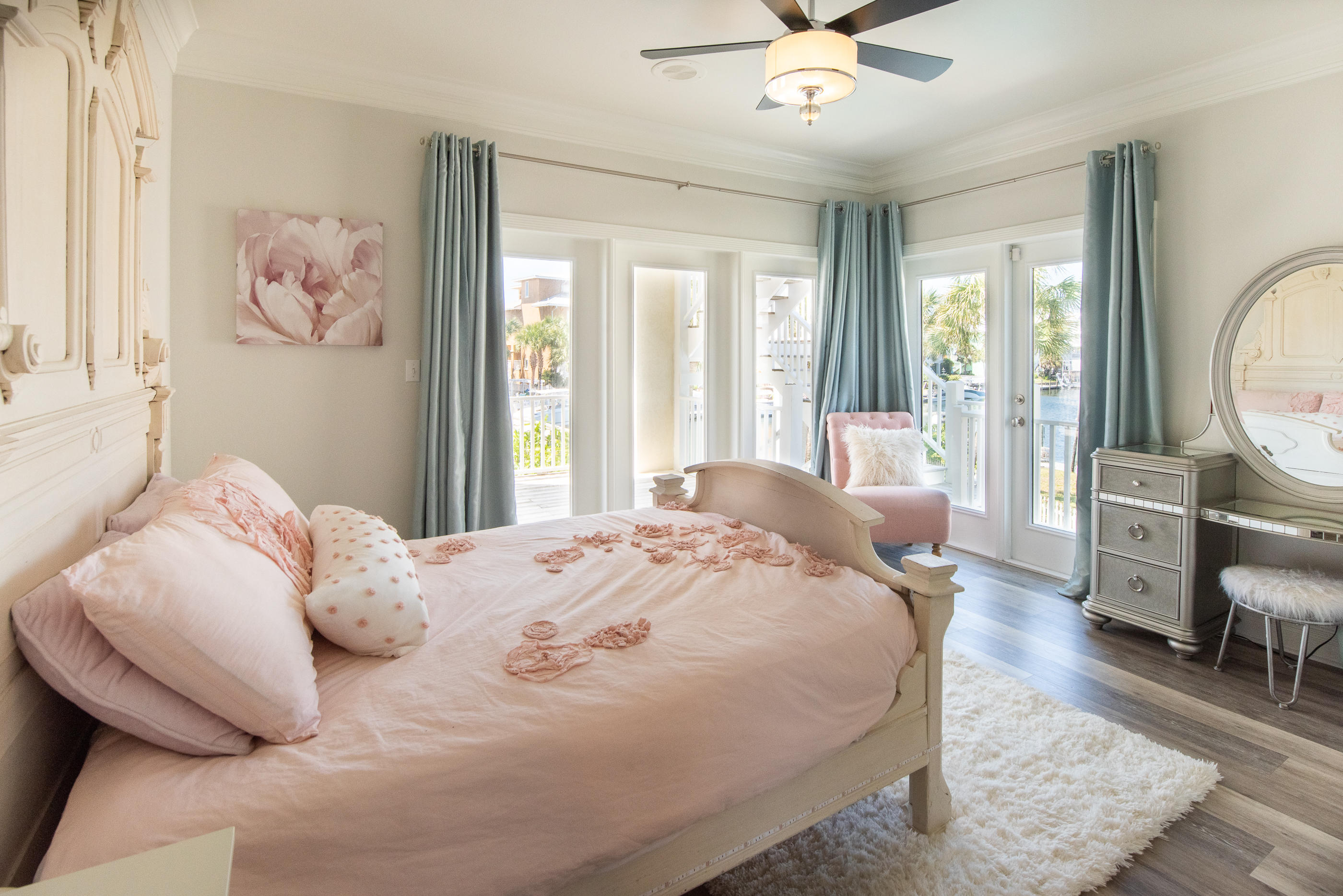 LAFITTE COVE - Residential