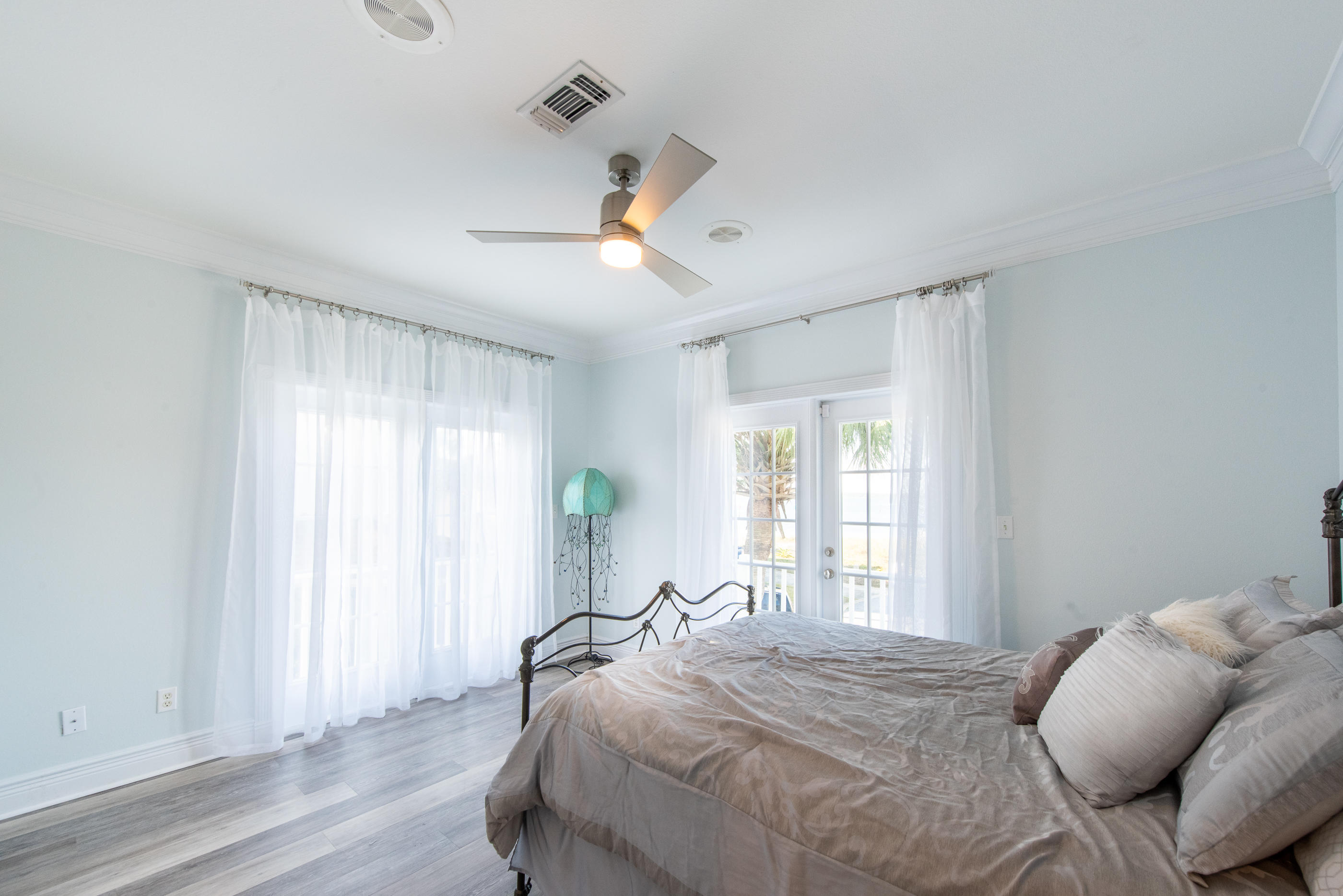 LAFITTE COVE - Residential